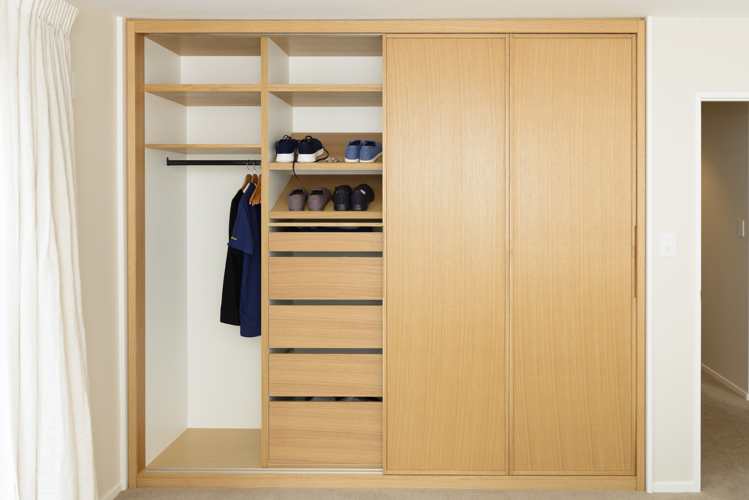 Casebrook Custom Oak Wardrobe.jpg
