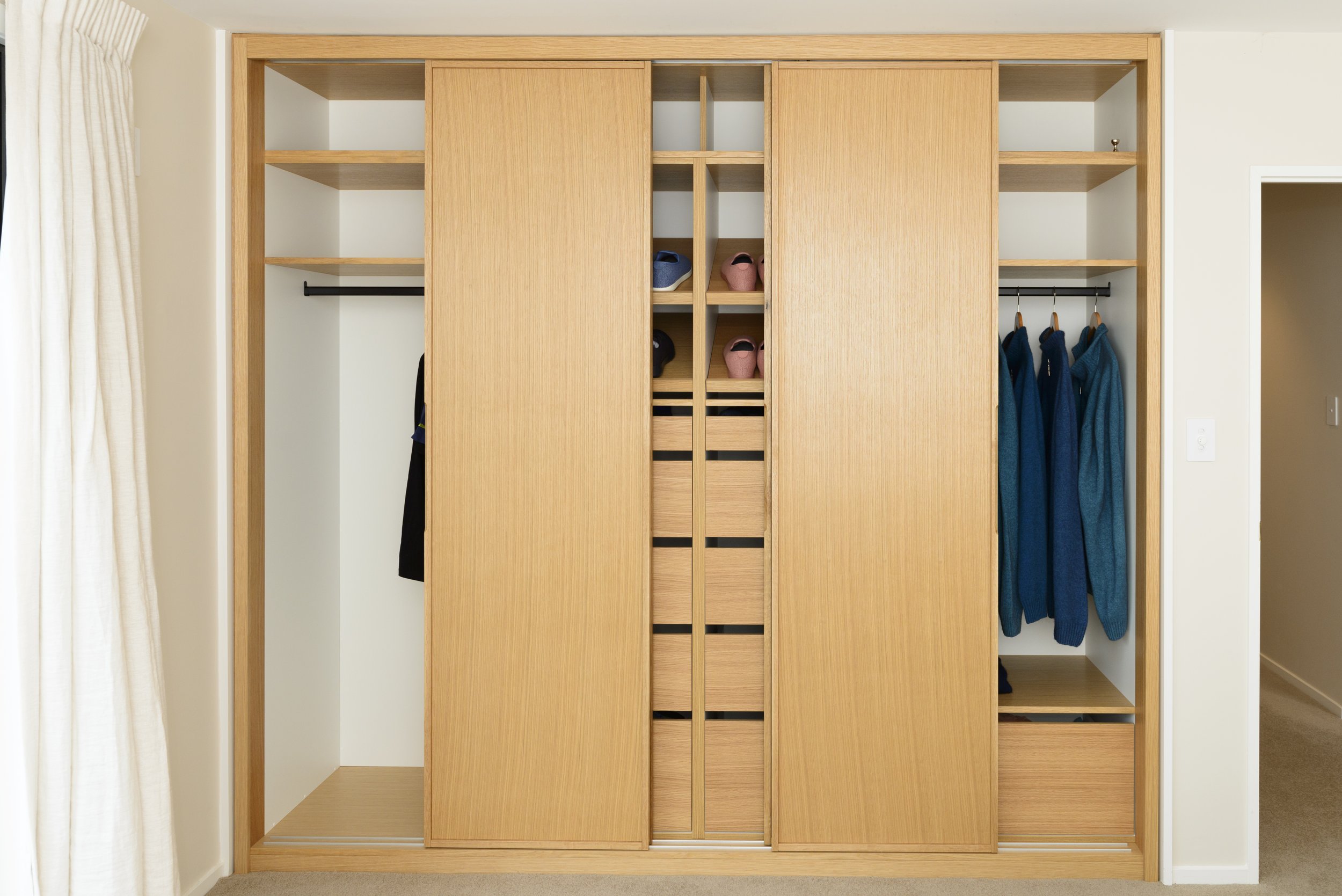 Casebrook Custom Oak Wardrobe.jpg