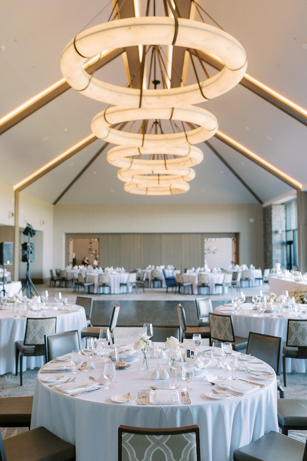 Caitlin & Alex Sneak Peeks_075.jpg