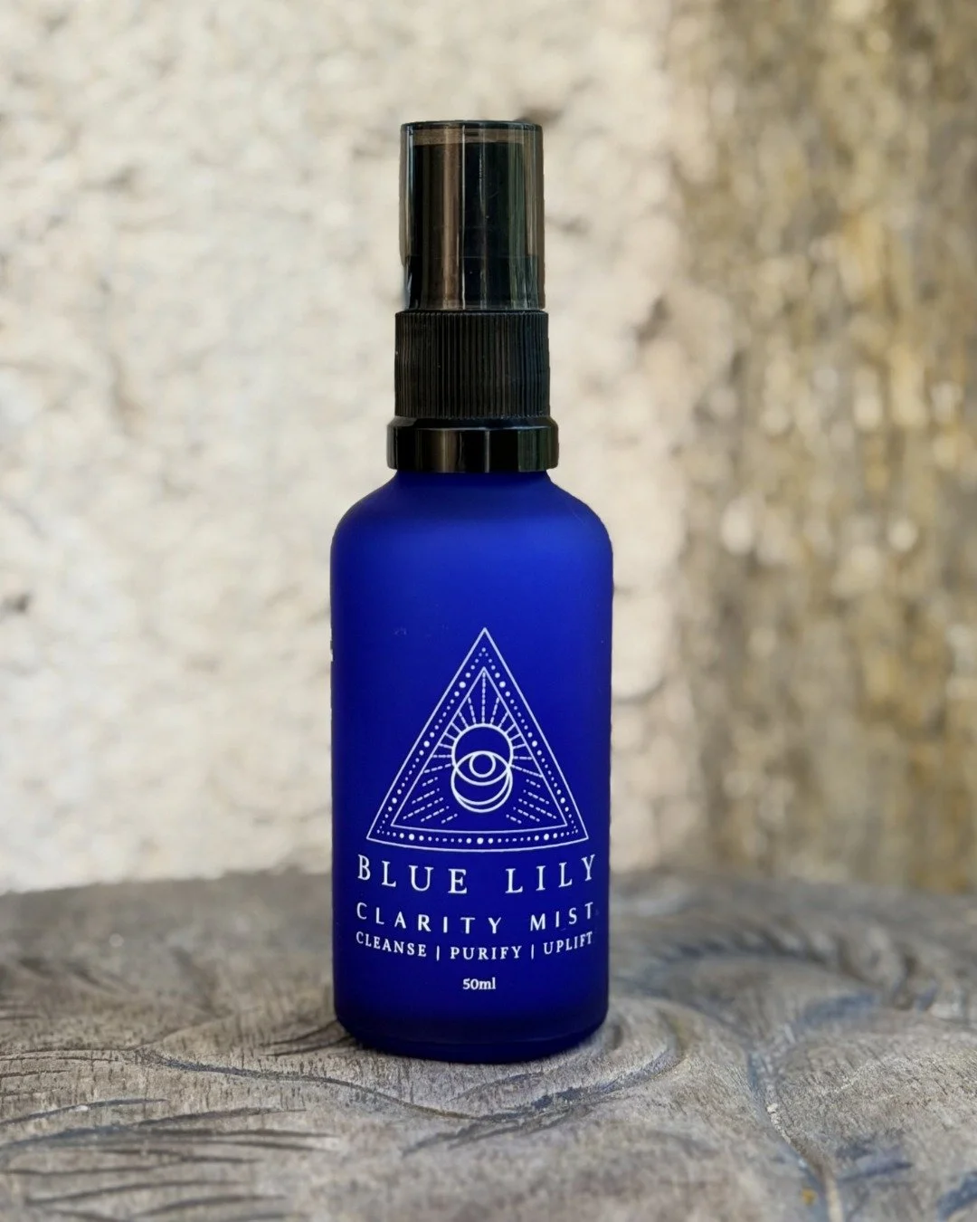 One spritz. That's all it takes. ✨

The Blue Lily Clarity Mist blends sacred blue lily and zesty orange charged with positive sound vibrations to ease tension and lift anxiety naturally.
Plant-based. Inspired by ancient magic. 

Chosen because it bel