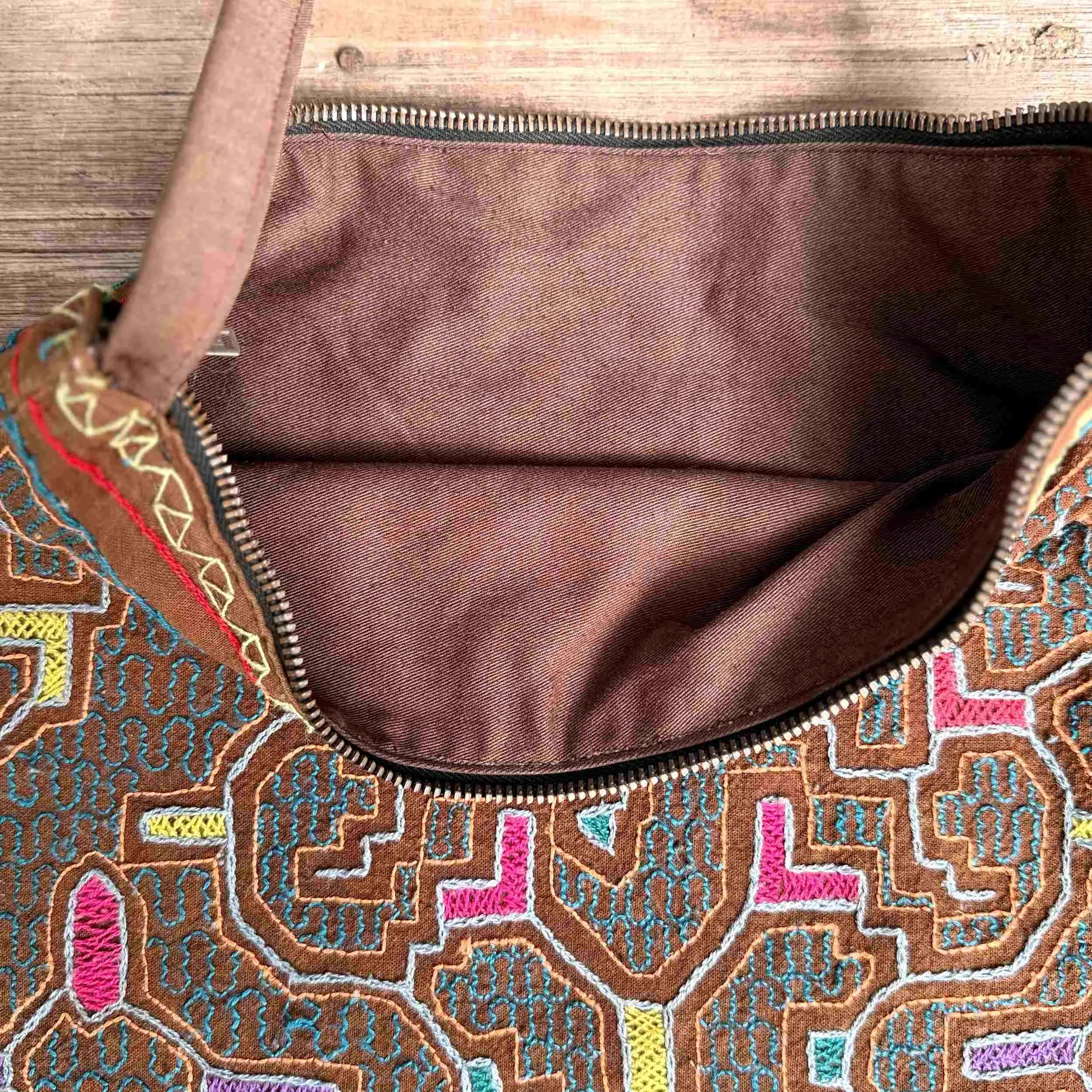 handmade-peruvian-embroidered-bag-brown-interior-detail.jpg