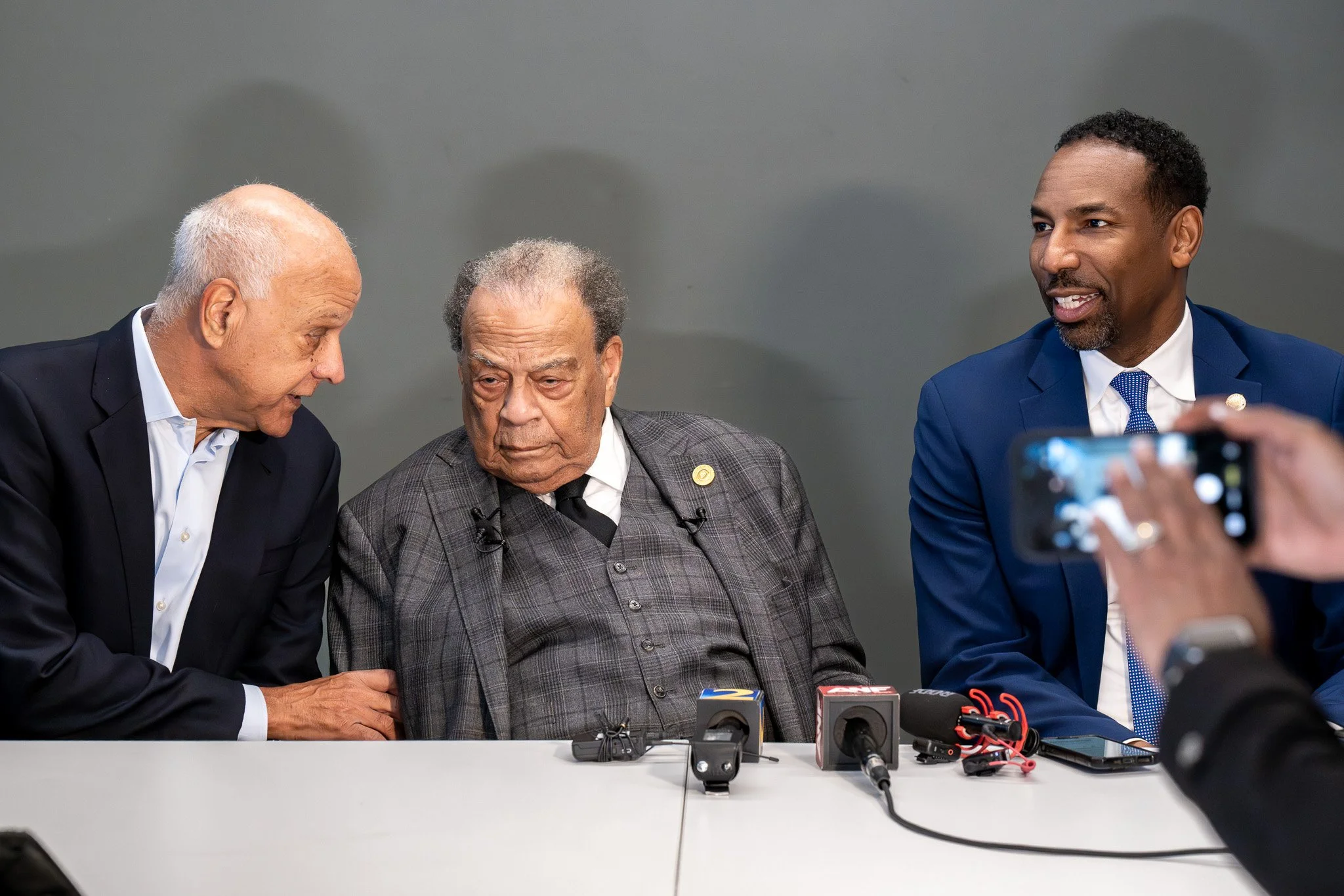 021726 - Following the passing of civil rights icon Rev. Jessie Jackson, Atlanta Mayors (former Mayors Bill Campbell and Andrew Young and current Mayor, Andre Dickens) speak to the media on his generational global impact. 