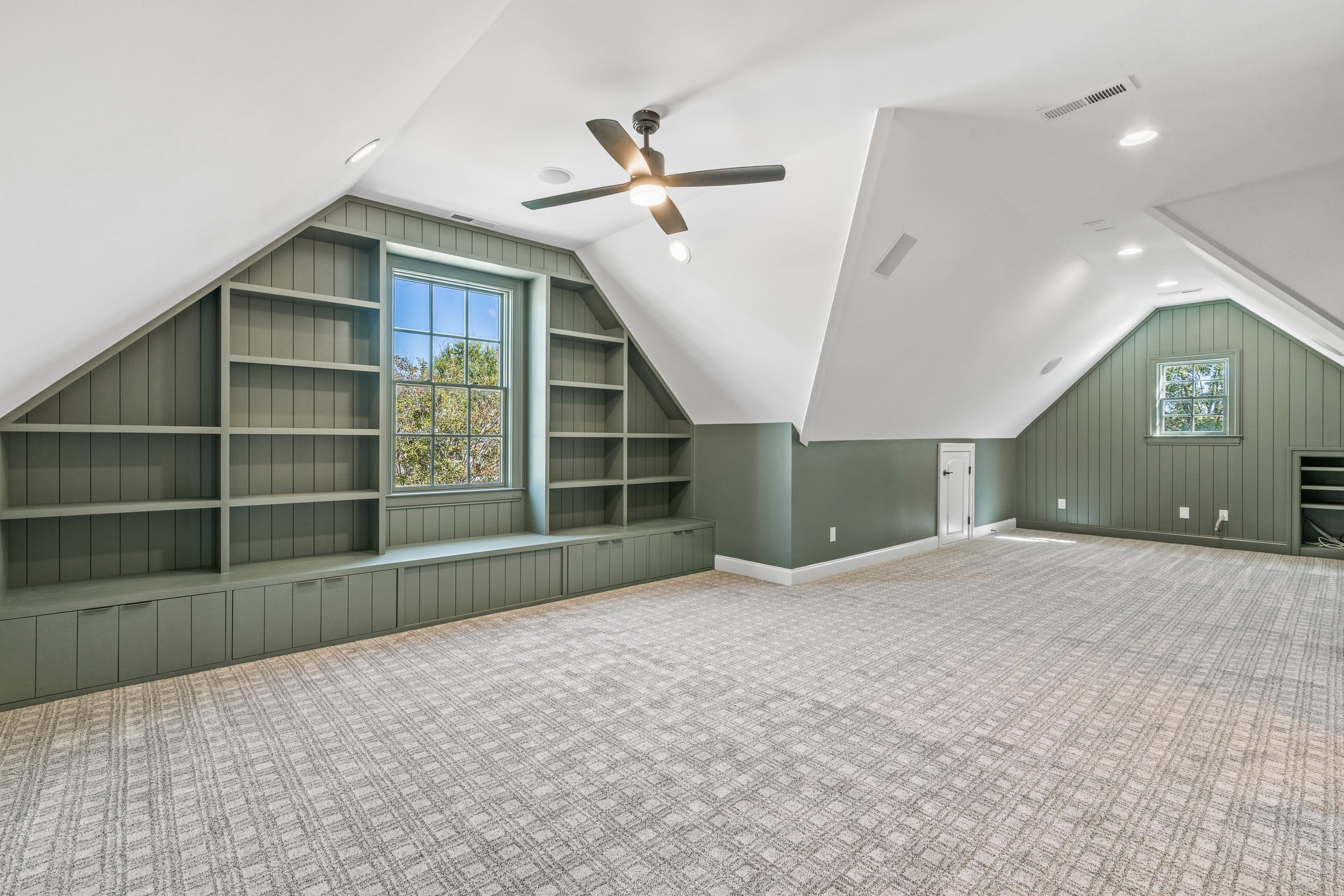 033-9511 Clingmans Dome Dr22.jpg