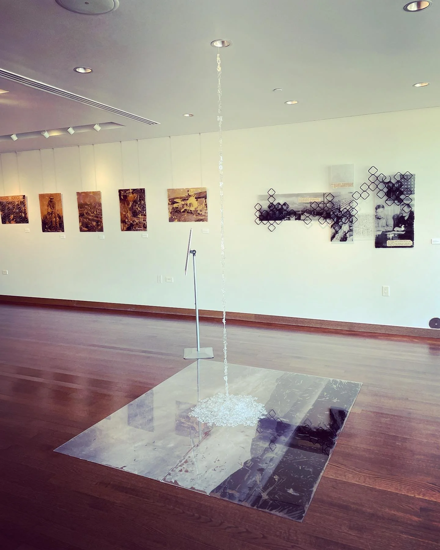 reception for Sagebrush Country TONIGHT from 6-8pm at @parkerartsco, come hang out! and don&rsquo;t forget to see Stories of Solidarity: the Japanese American Experience in Five Points by @caozaki and @japaneseartsnetwork in the lobby!
.
#art #denver
