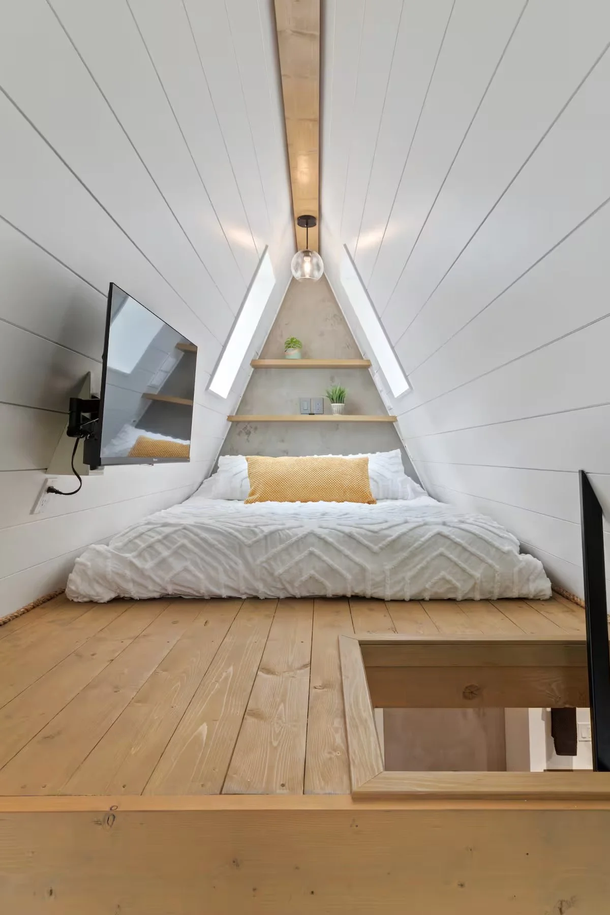 Stay at BC Treehouse — Yonder Highlands