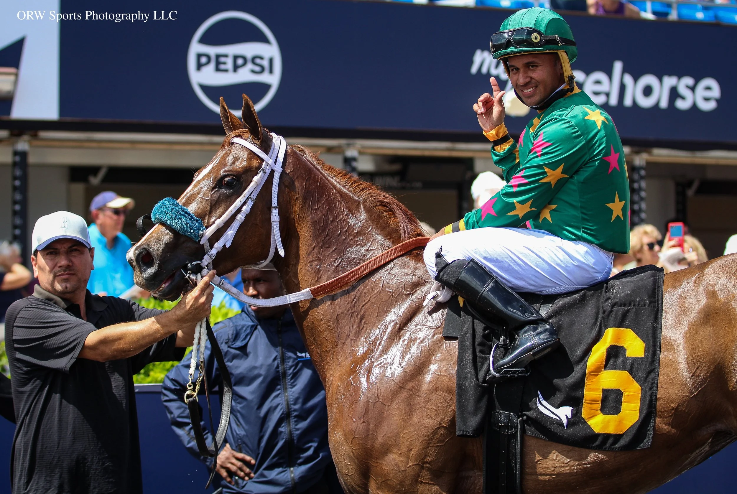 Honor Her and Miguel Vasquez in the WC.jpg