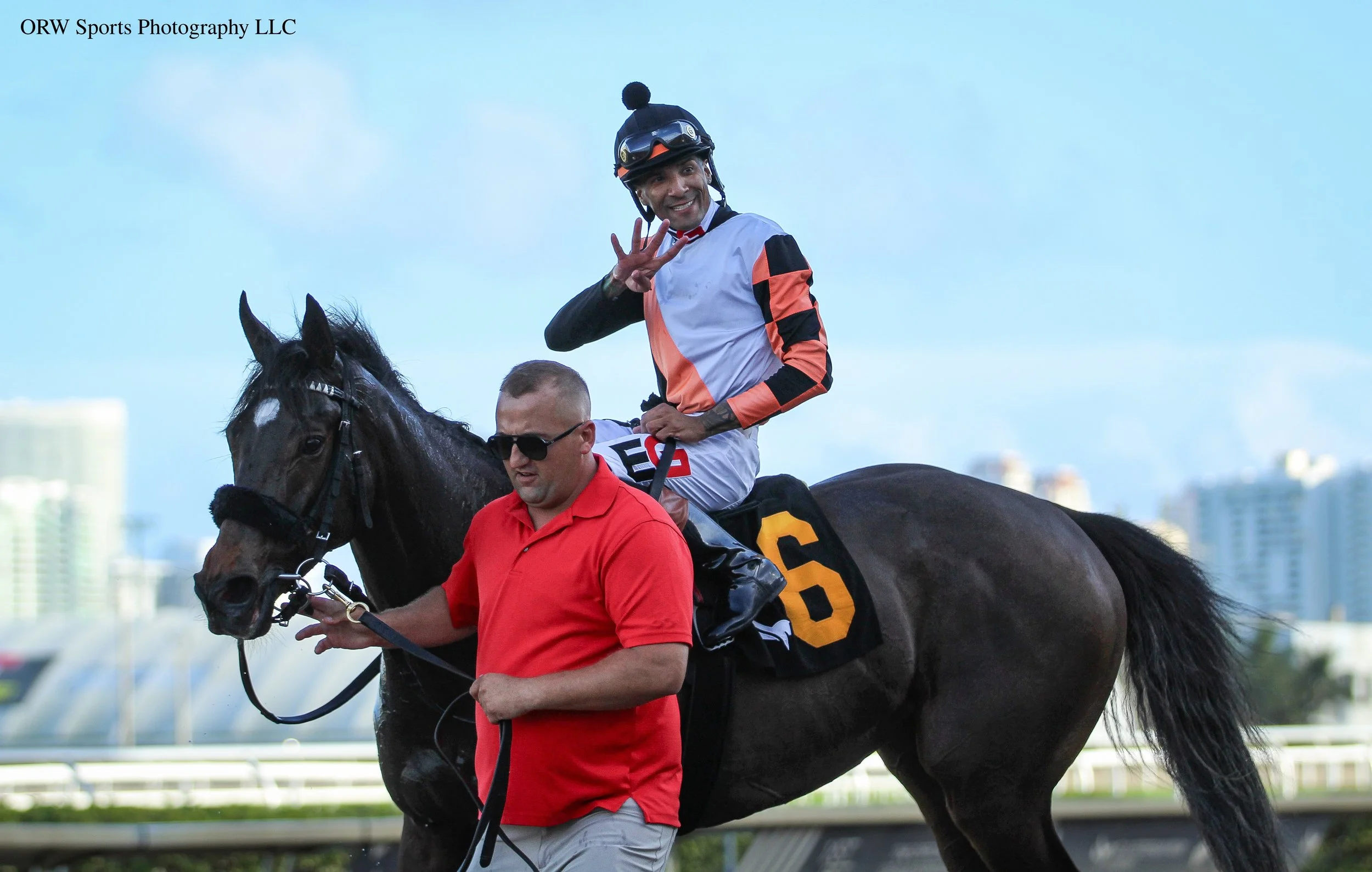 That's four wins on the card for Gonzalez 