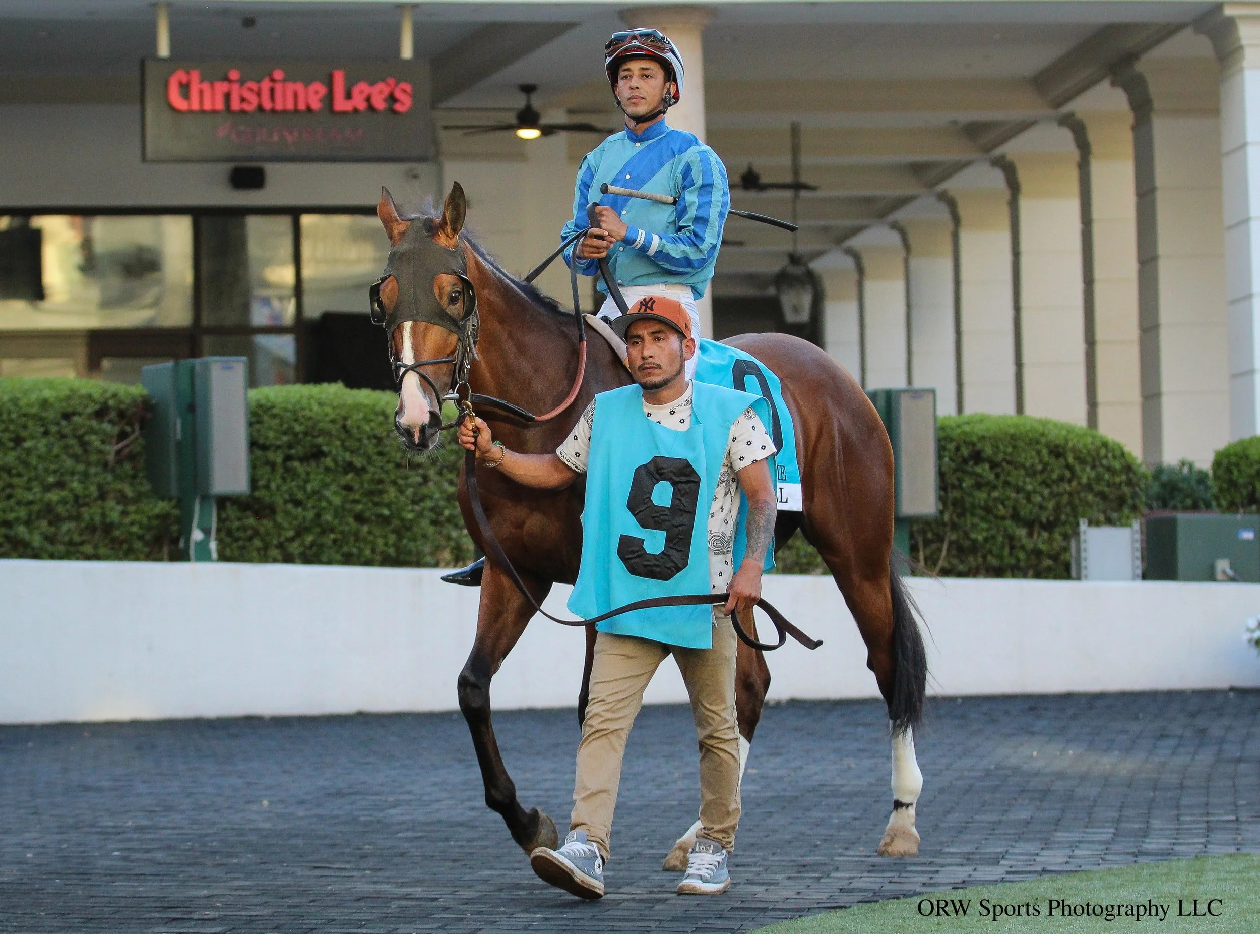 Roswell and Edgrad Zayas 