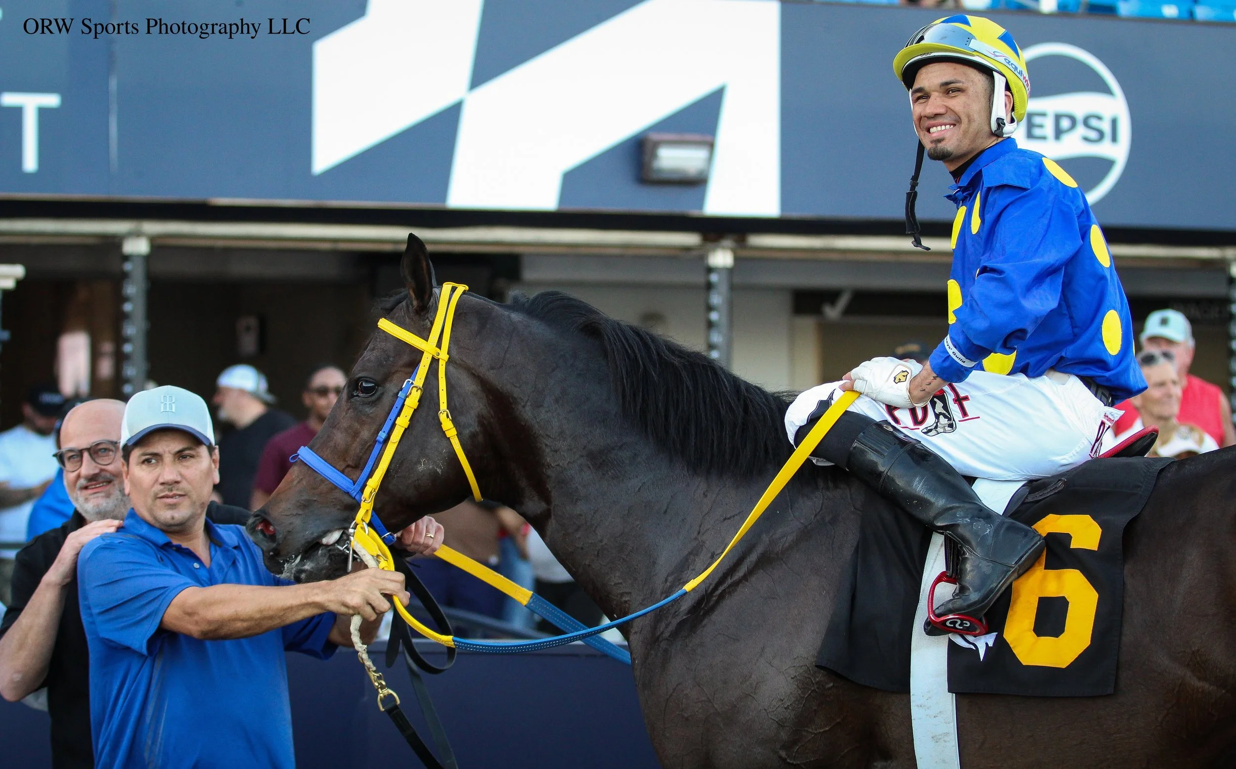 Okiro and Jose Morelos in the WC.jpg