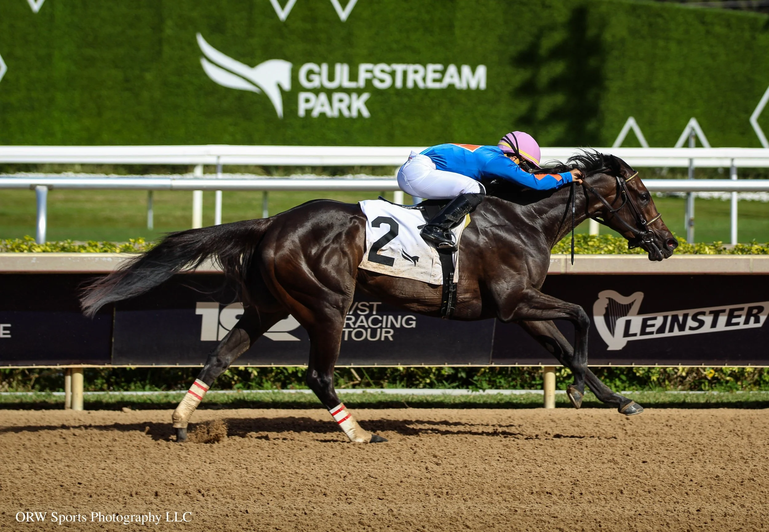 Sippin Pretty and Edgar Perez (5).jpg