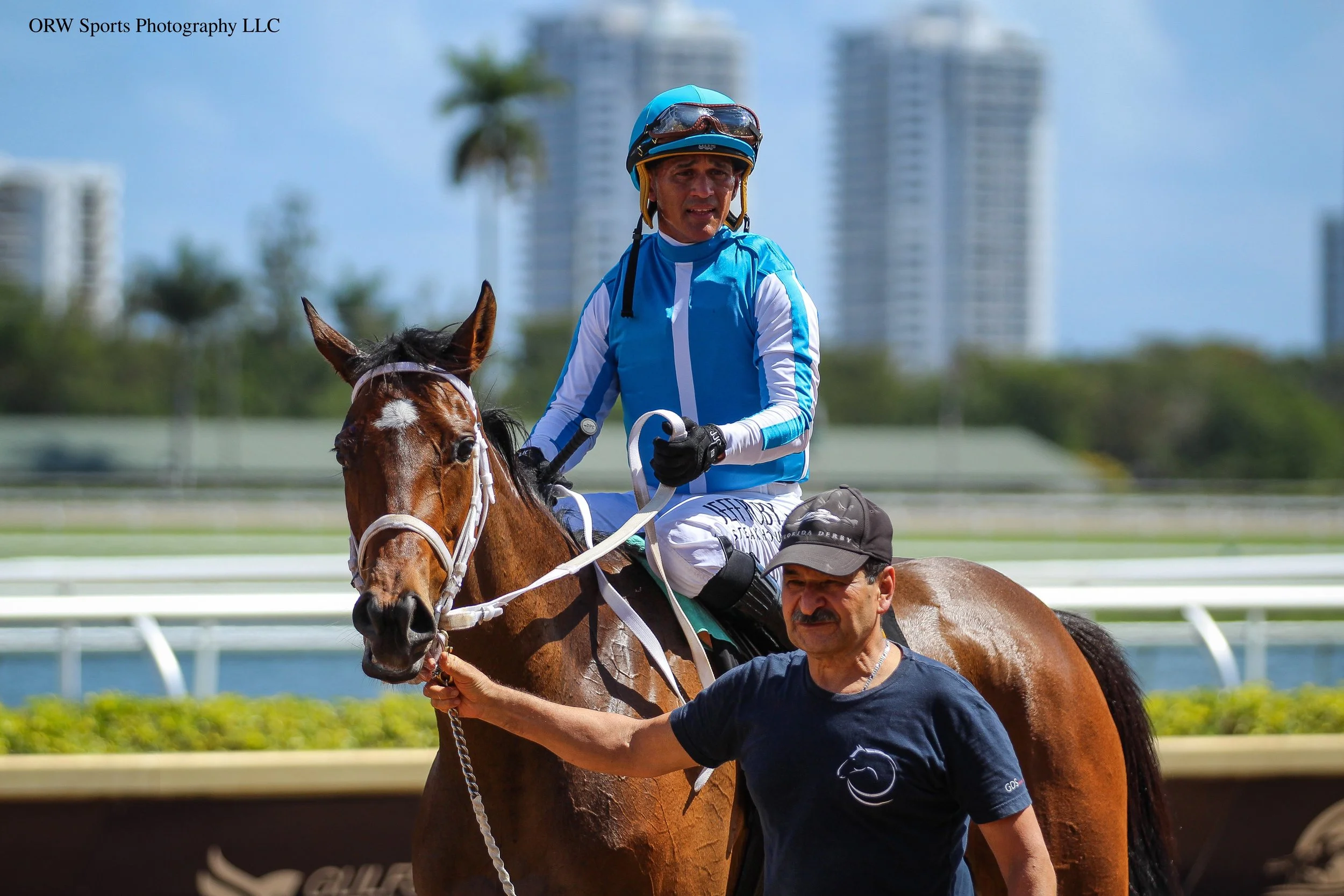 Alongcomesawoman and Javier Castellano (8).jpg