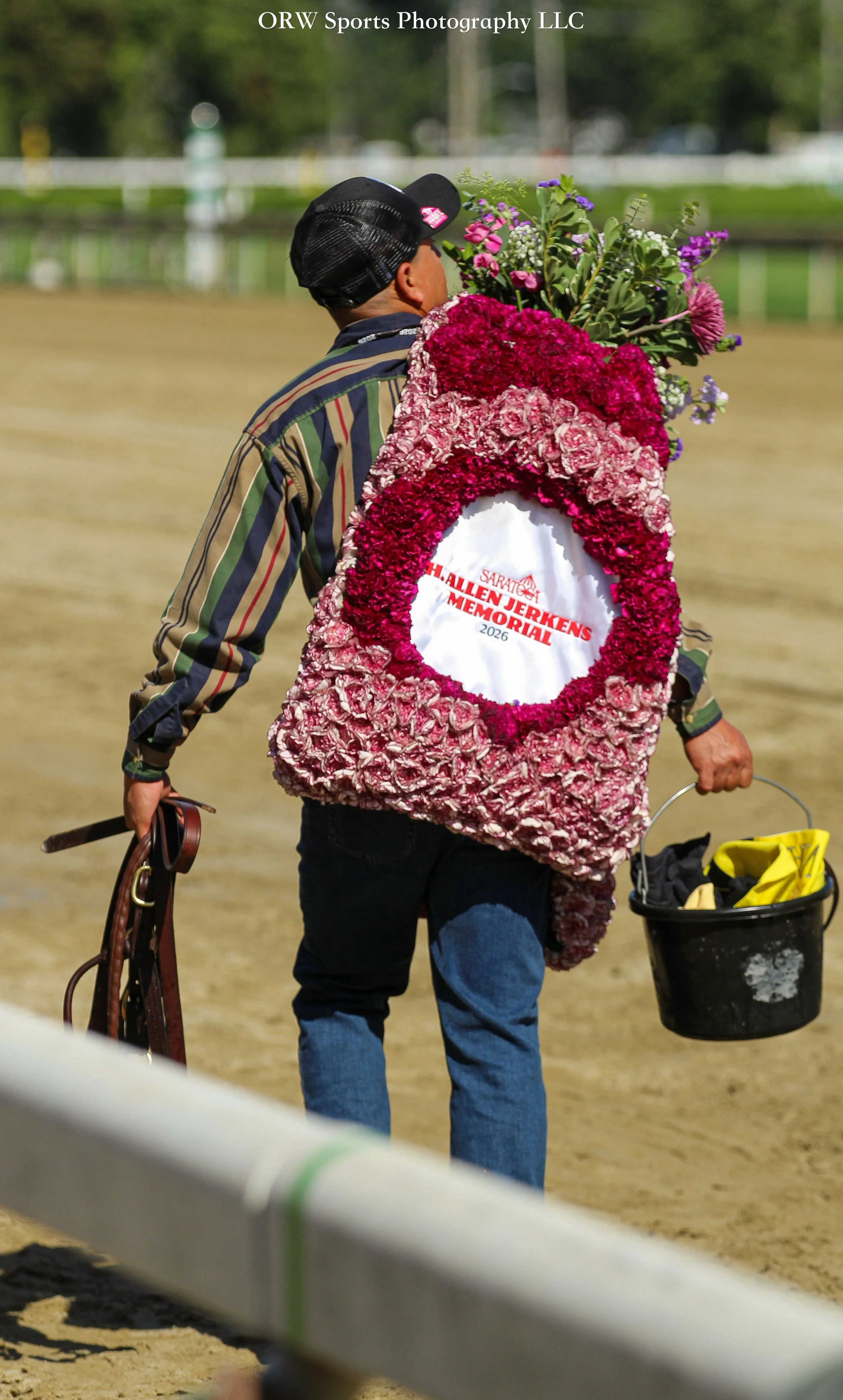 Groom:Flowers .jpg