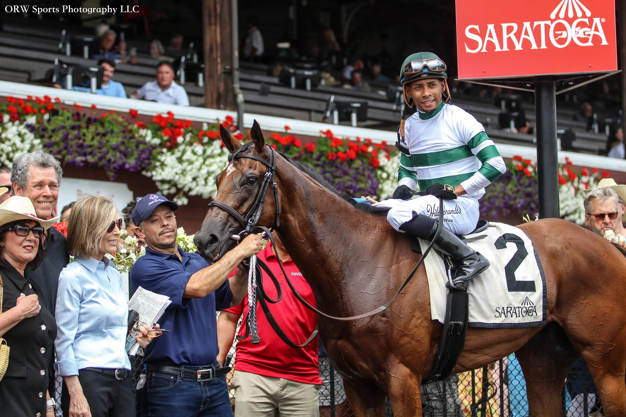 Hot Currency and Manny Franco in the WC .jpg