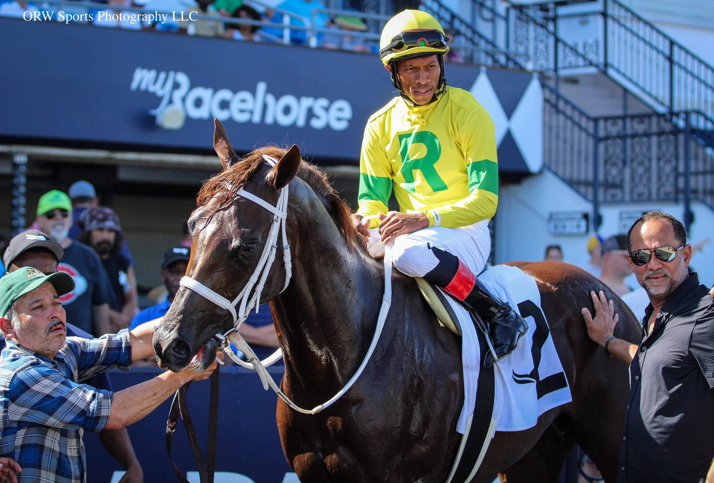 Ababajoni and Anthony Thomas in the WC.jpg