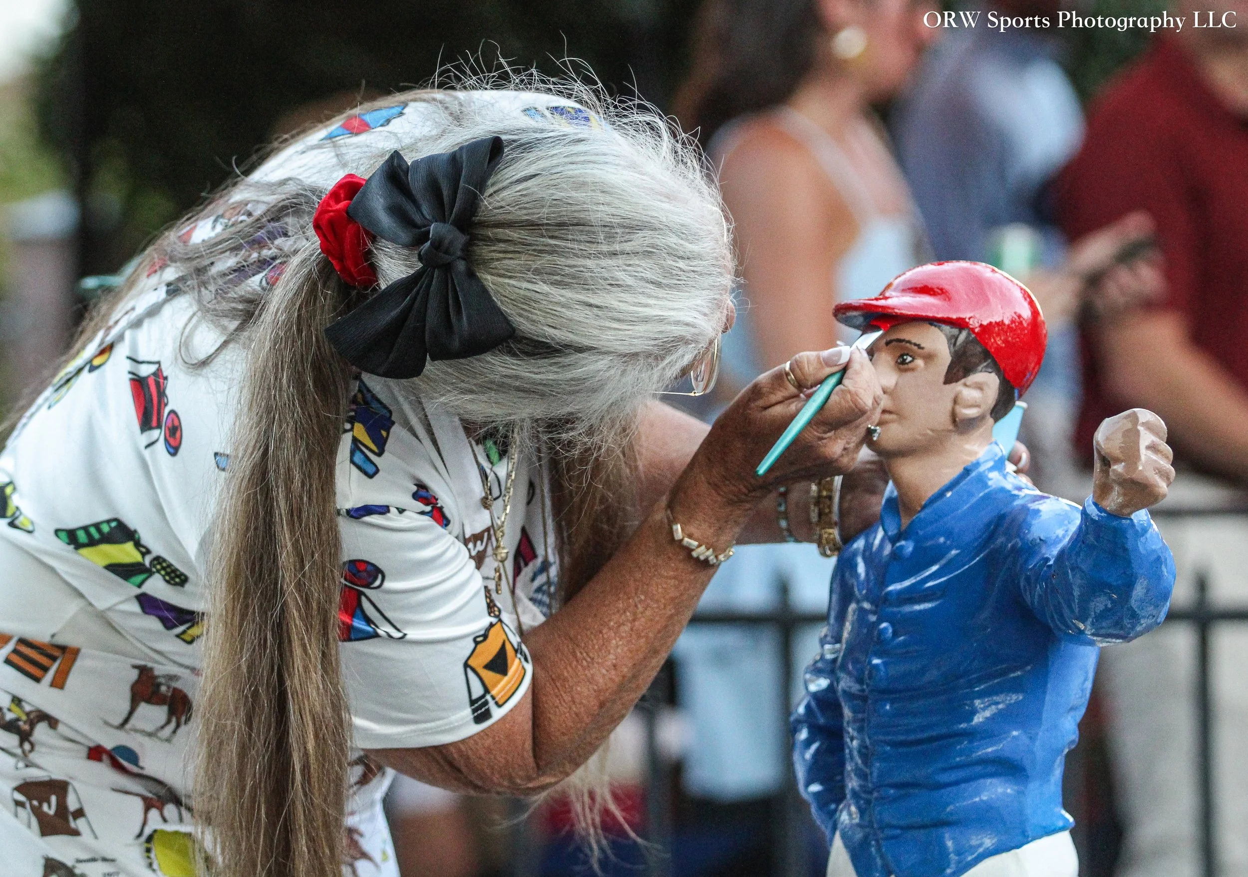 Painting the Statue .jpg