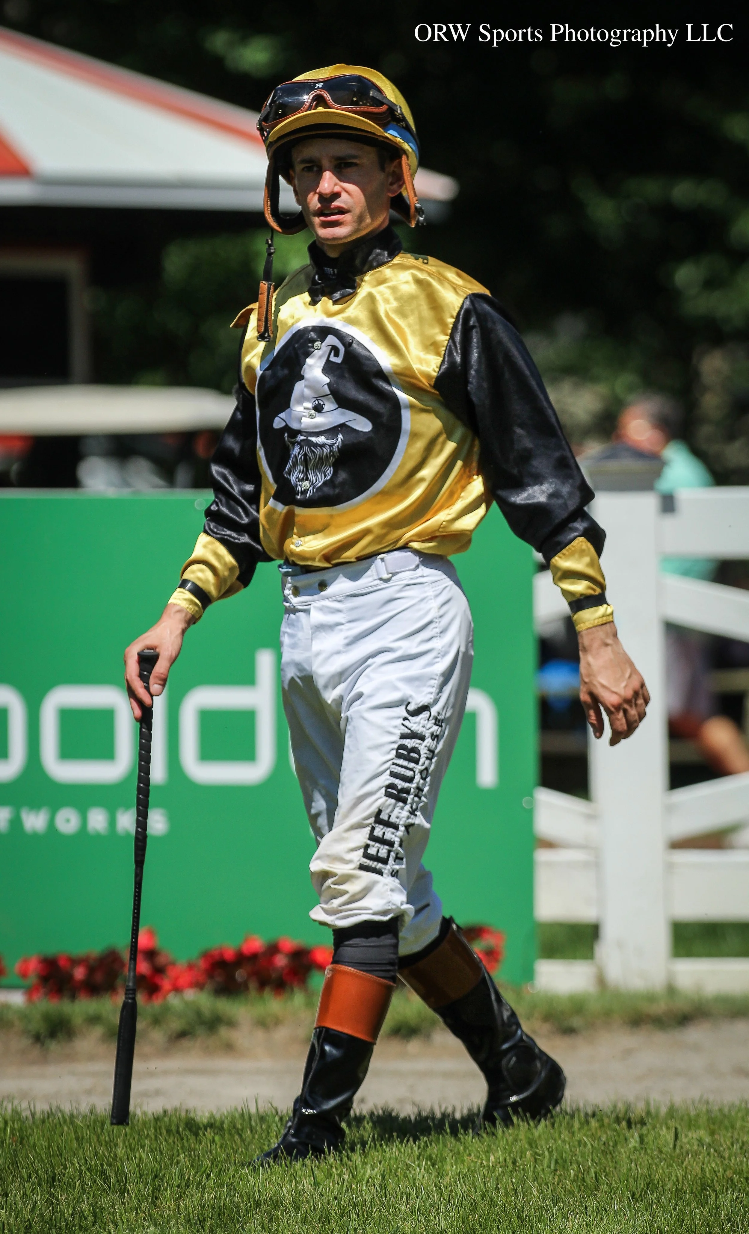 F. Prat {Wizard Stables} 