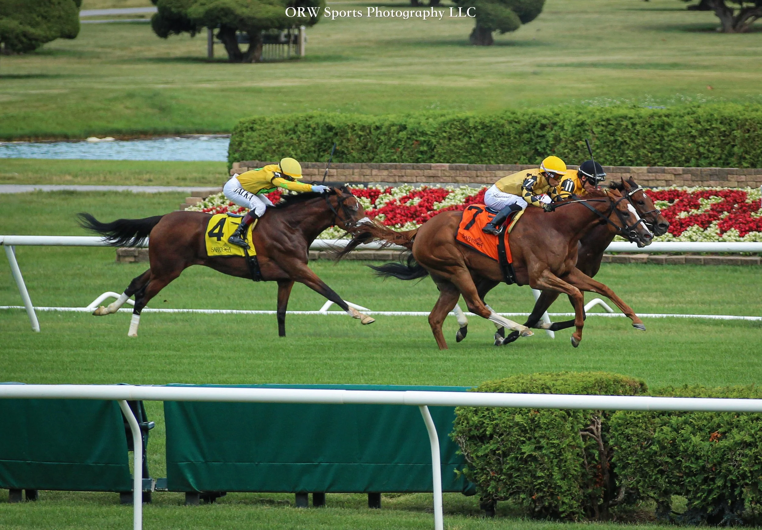 To a Flame vs Pillar of Beauty from Candy Moonshine.jpg