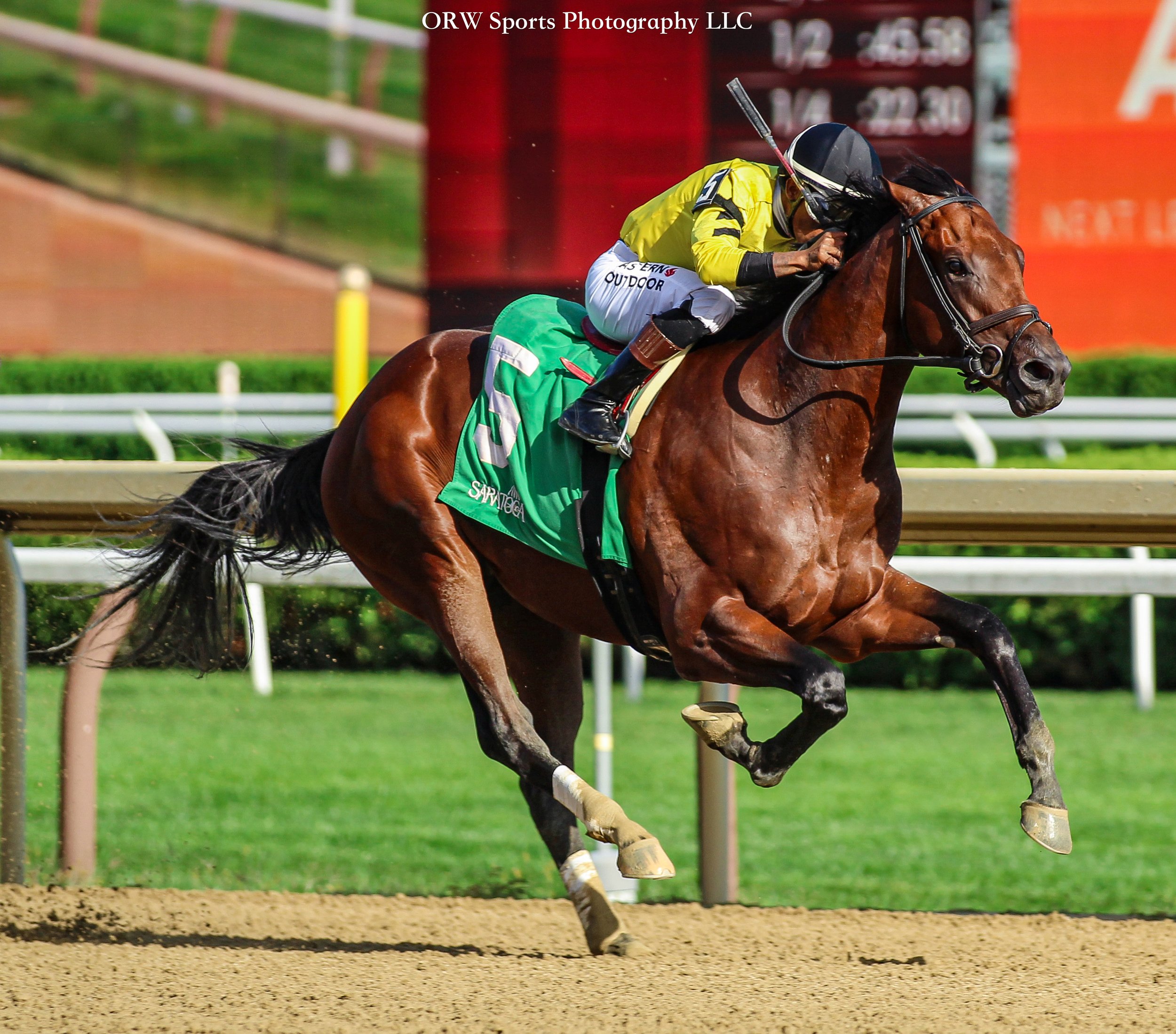 Scramjet and Ricardo Santana Jr take the Funny Cide Stakes 