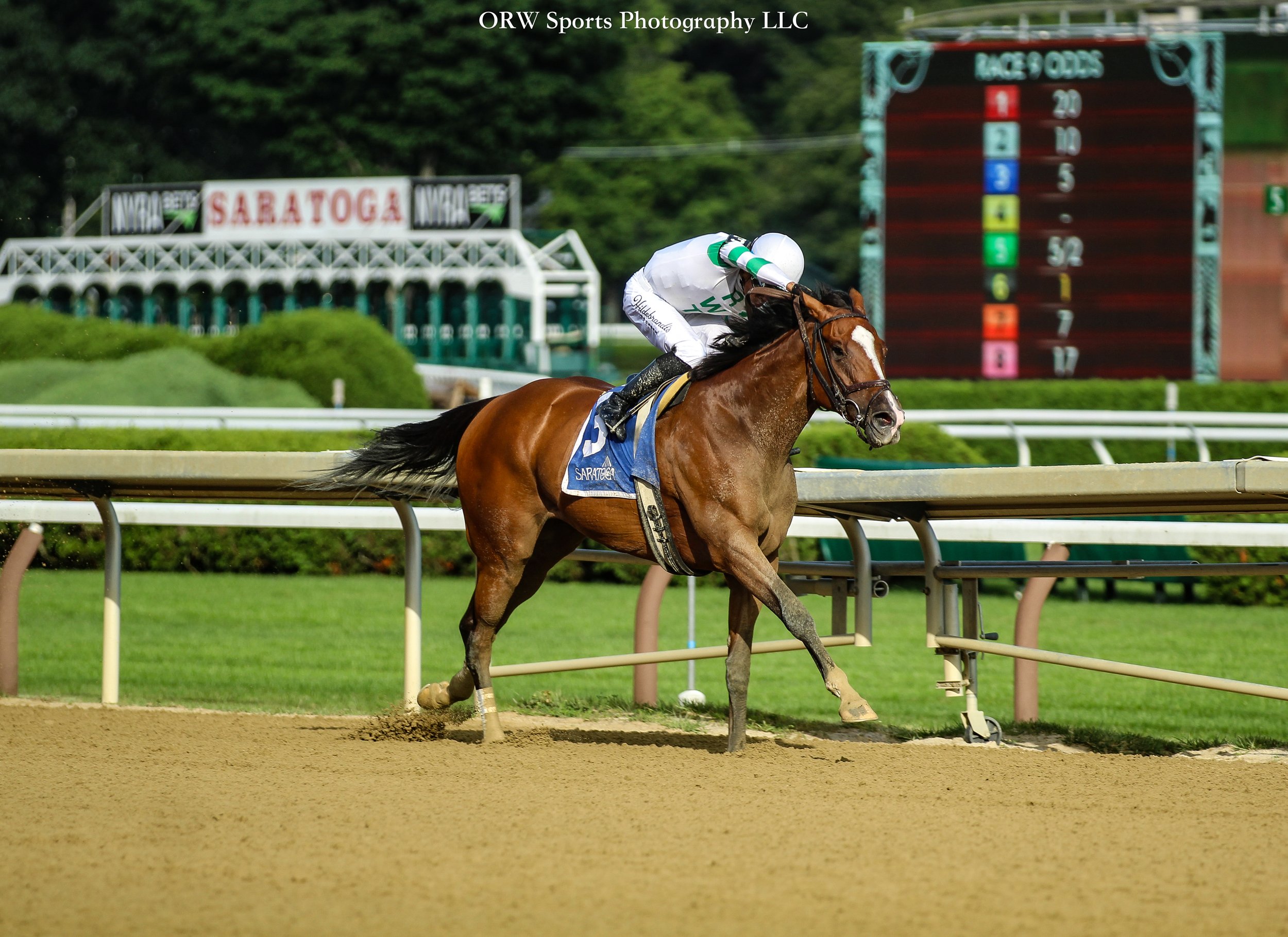 Munnings Express and Manny Franco (3) .jpg