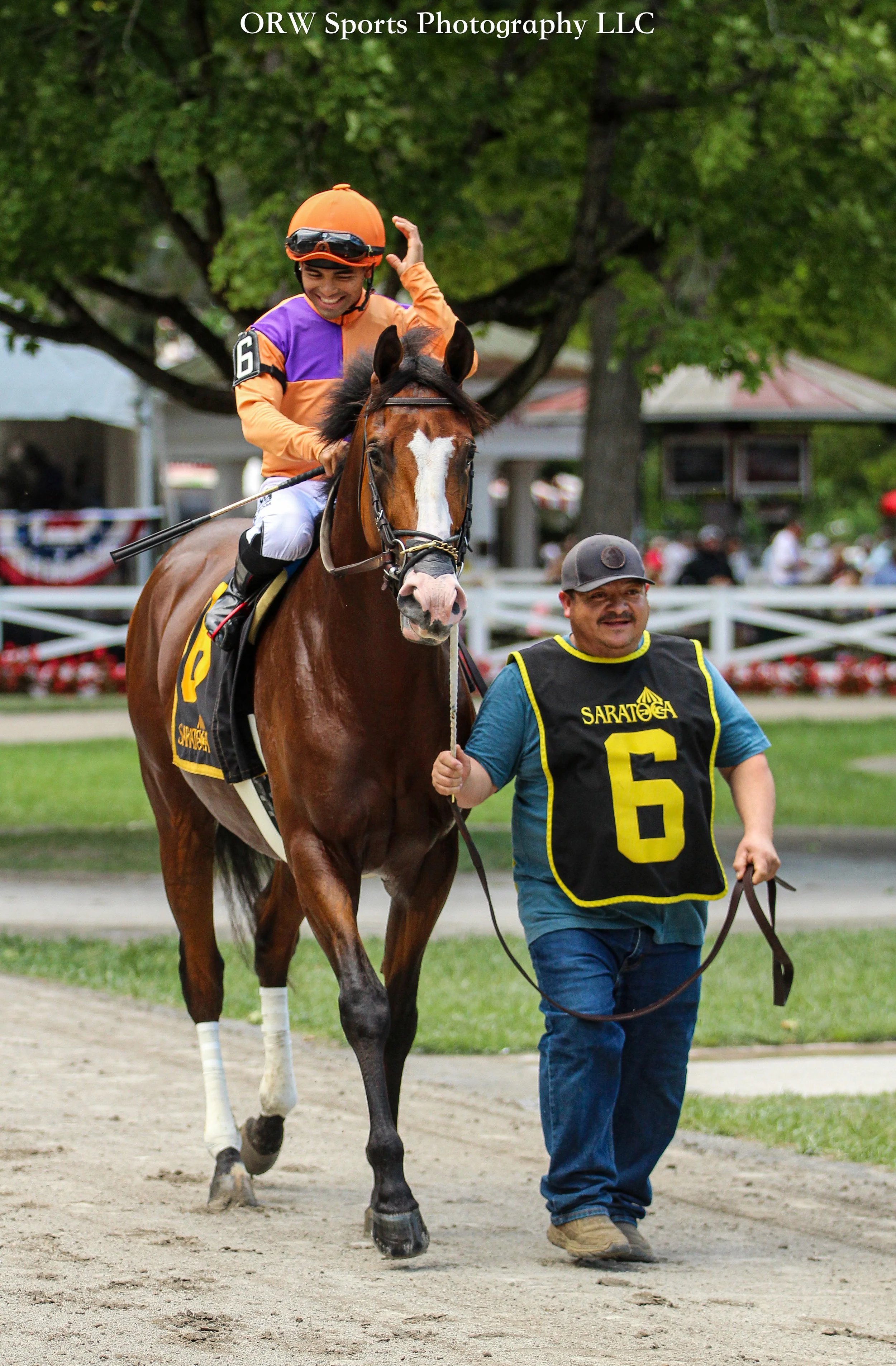 Gadget Play and Luis Saez 