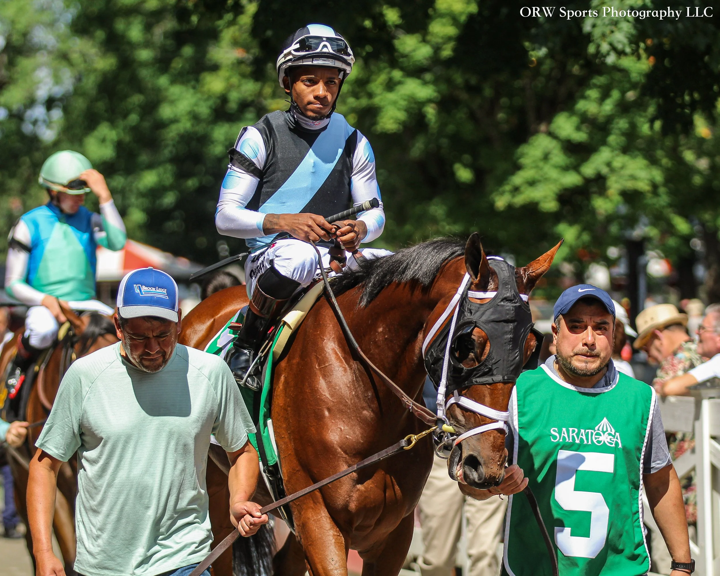 Bashfully and Ricardo Santana Jr 