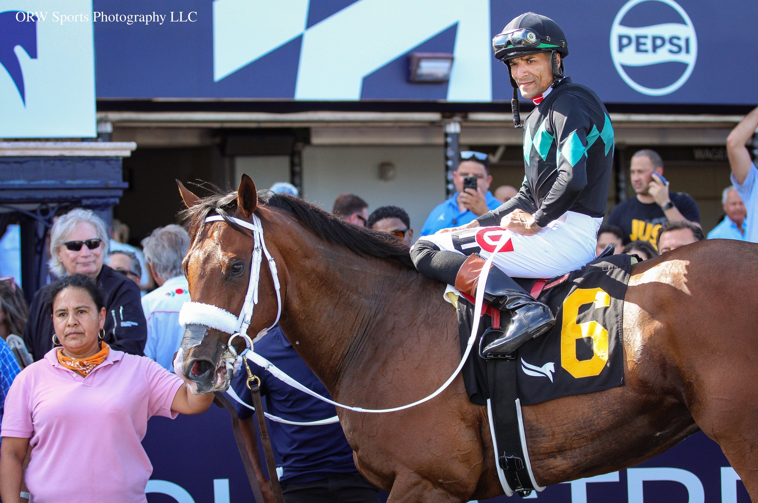 Speed Figures and Edwin Gonzalez in the WC.jpg
