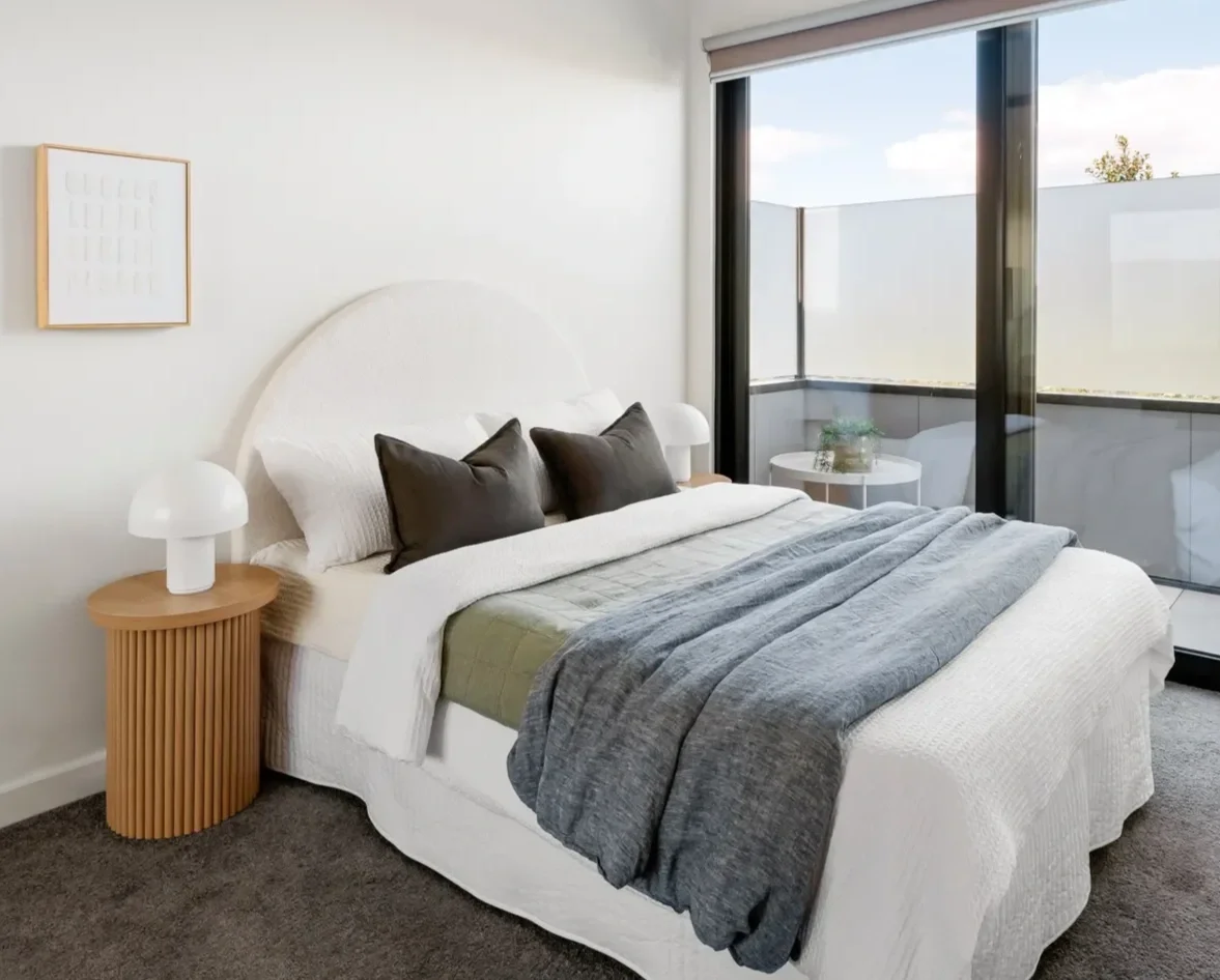 carnegie+Mimosa+bed2.webp