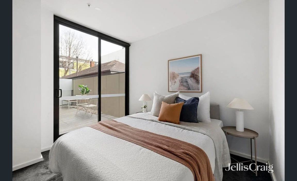 glenhuntly rd bed2.jpg