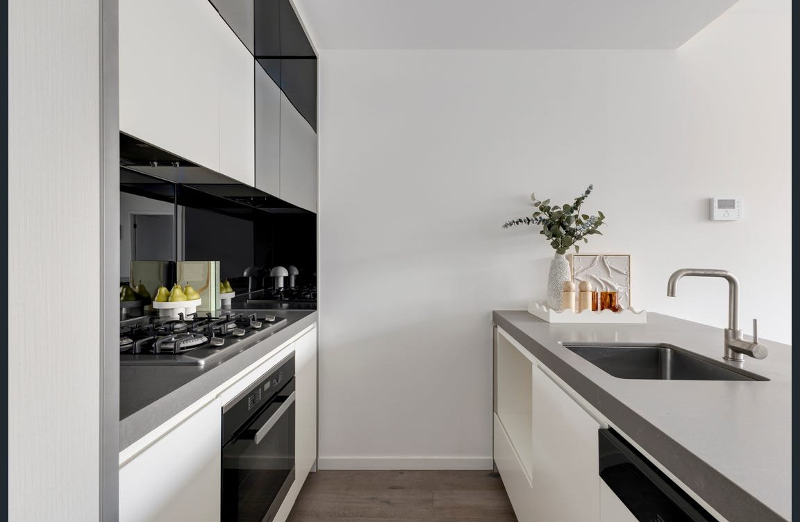 Malvern East Belgrave kitc.jpg