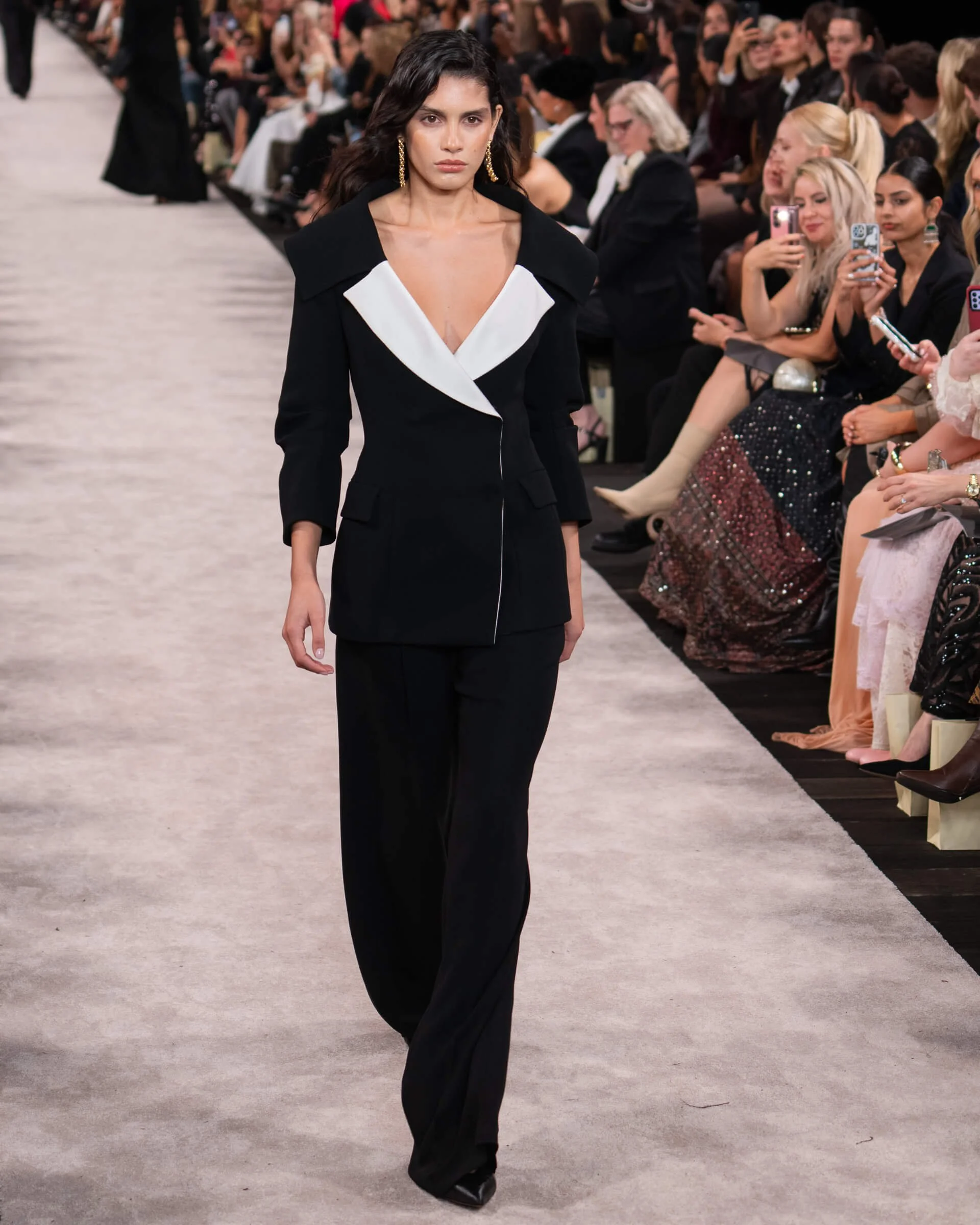 carla-zampatti-australian-fashion-week-2026-2.jpg