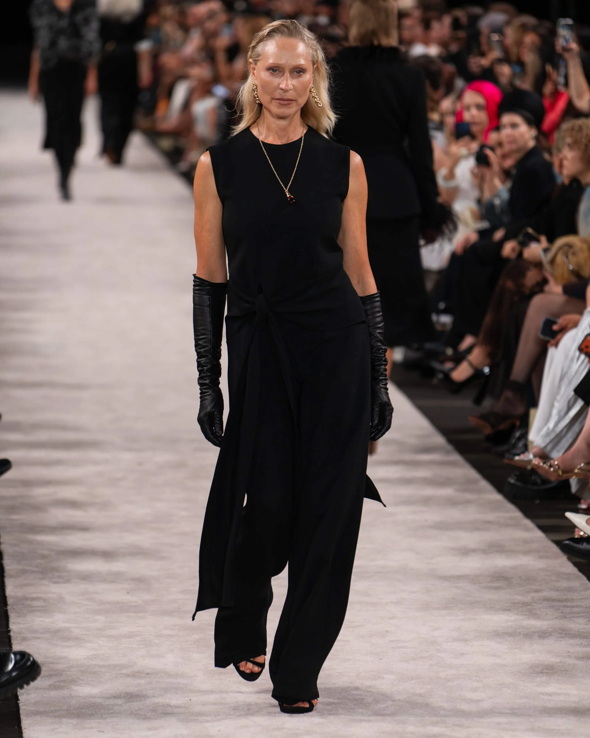 carla-zampatti-australian-fashion-week-2026-18.jpg