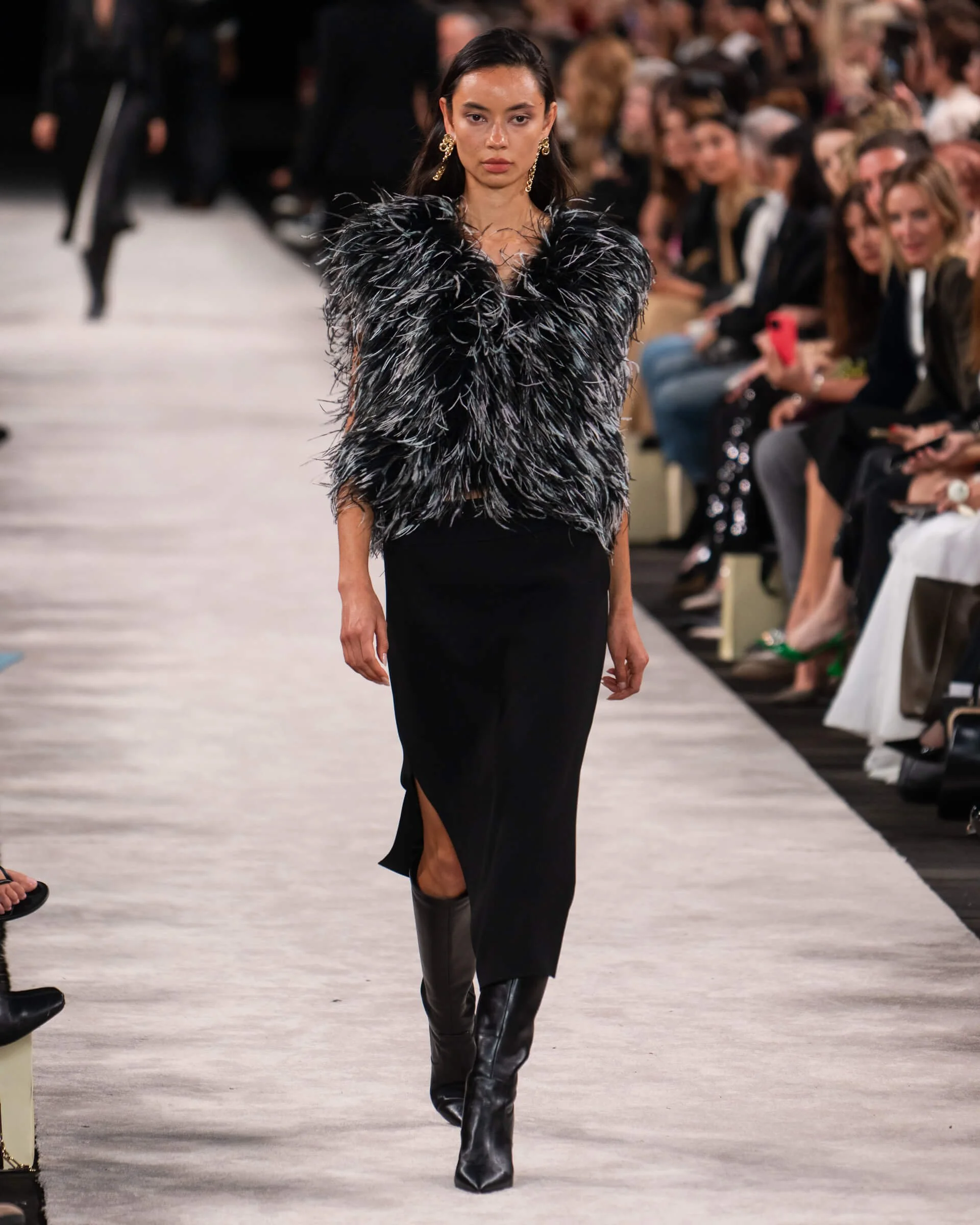 carla-zampatti-australian-fashion-week-2026-19.jpg