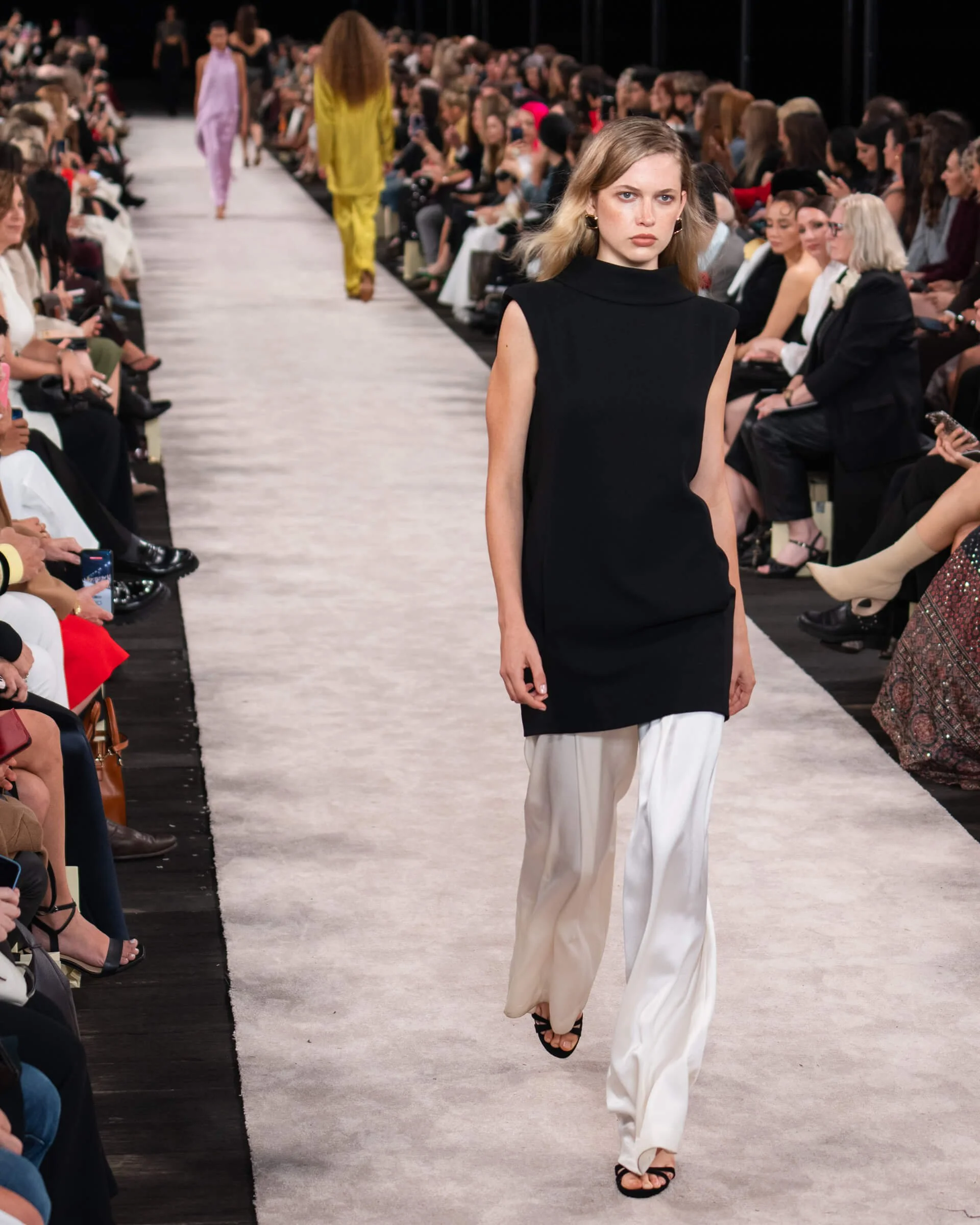 carla-zampatti-australian-fashion-week-2026-36.jpg