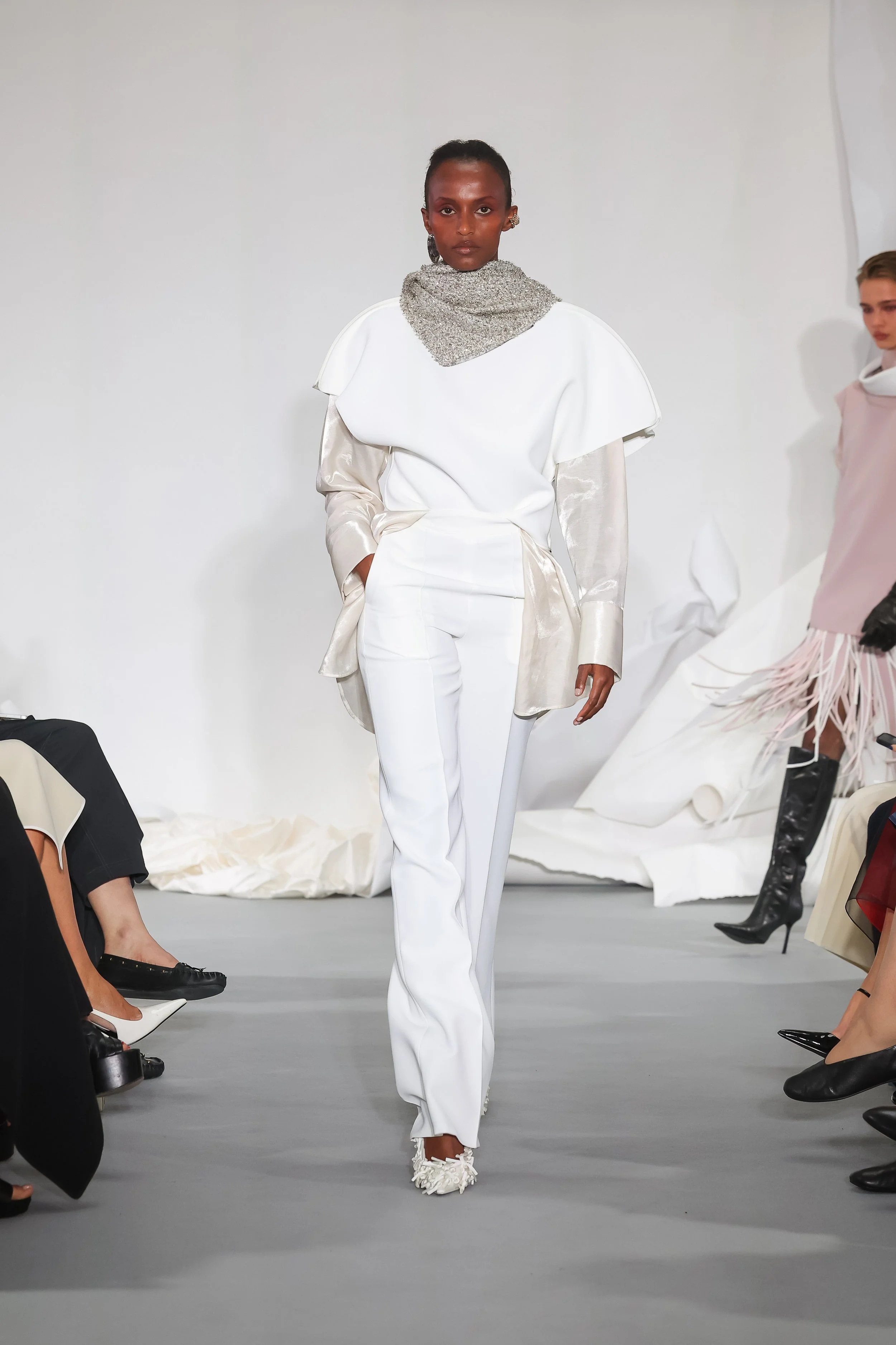 LOOK 6.jpg
