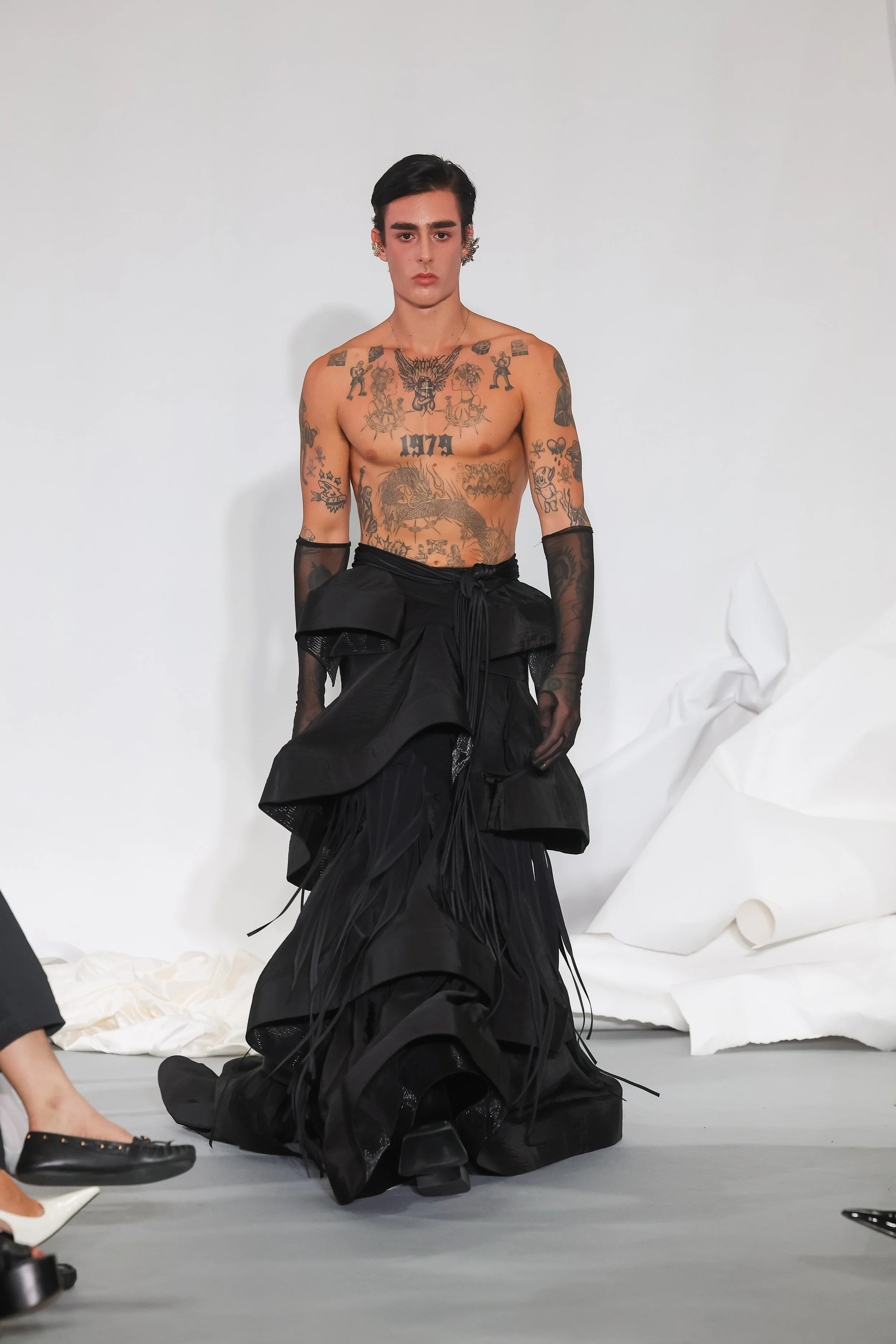 LOOK 18.jpg