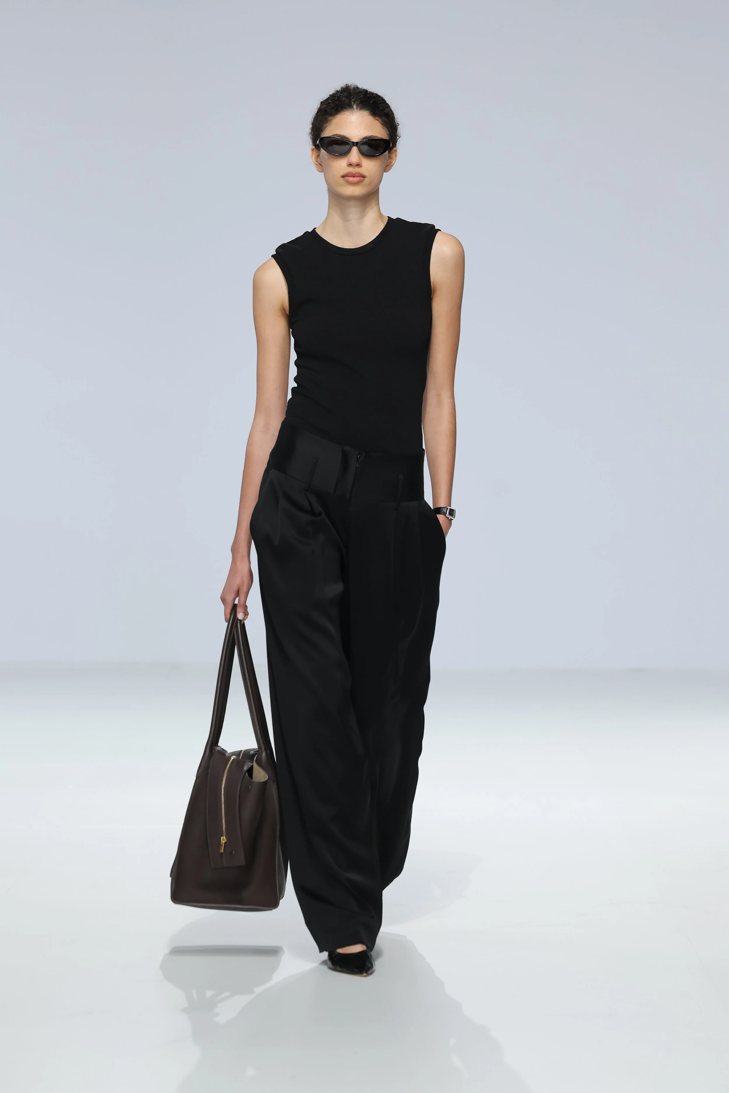 LOOK 5.jpg