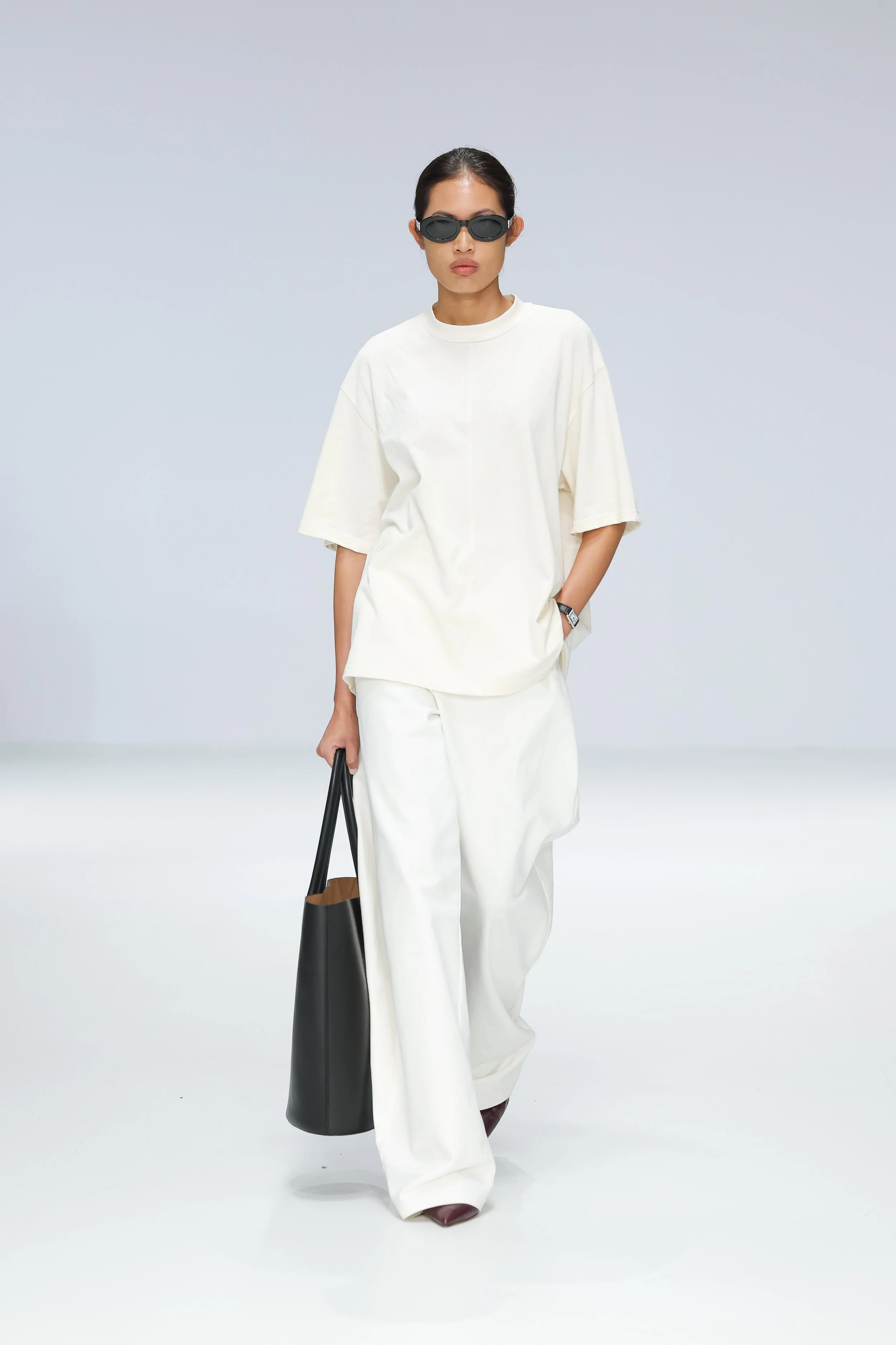 LOOK 8.jpg
