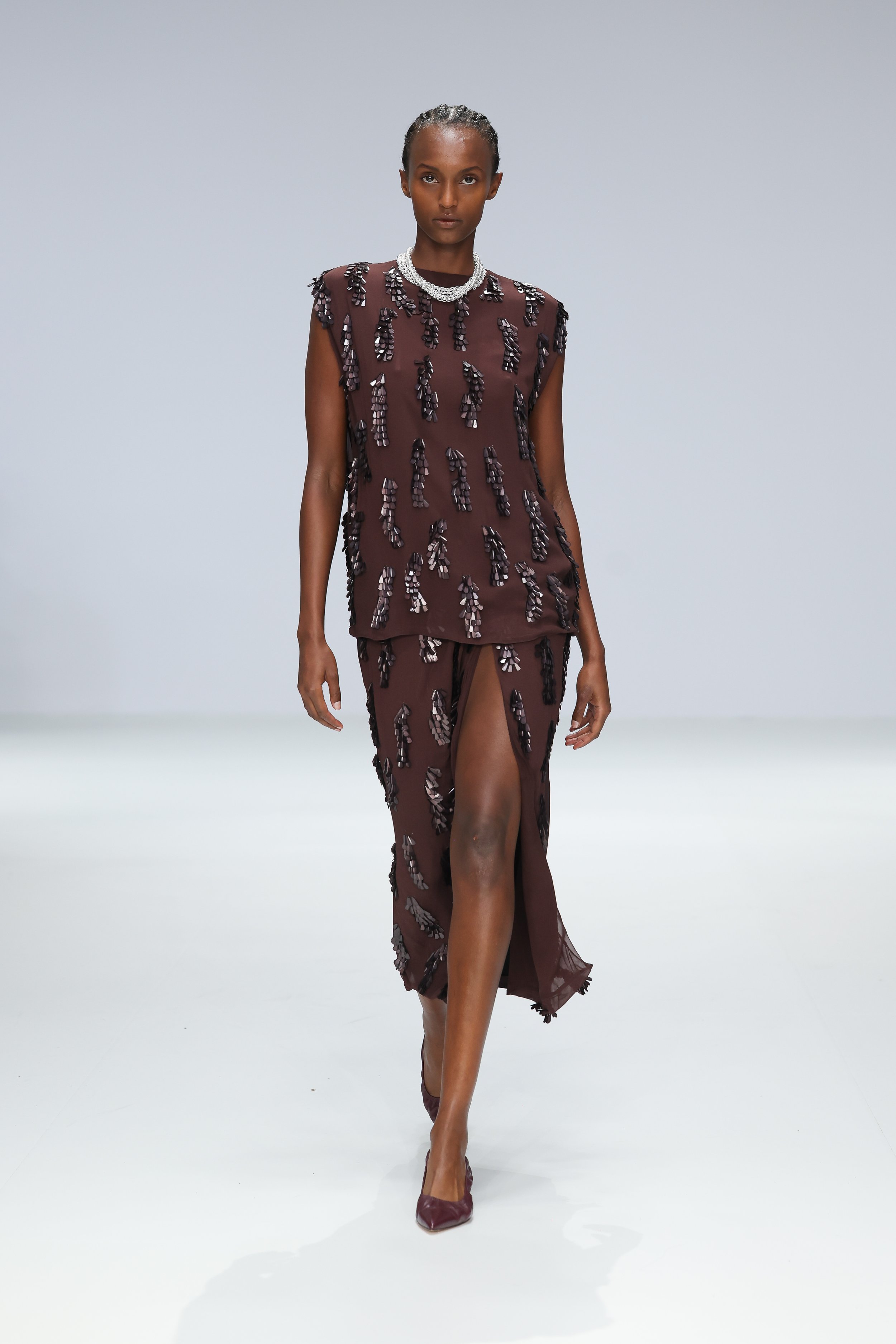 LOOK 13.jpg
