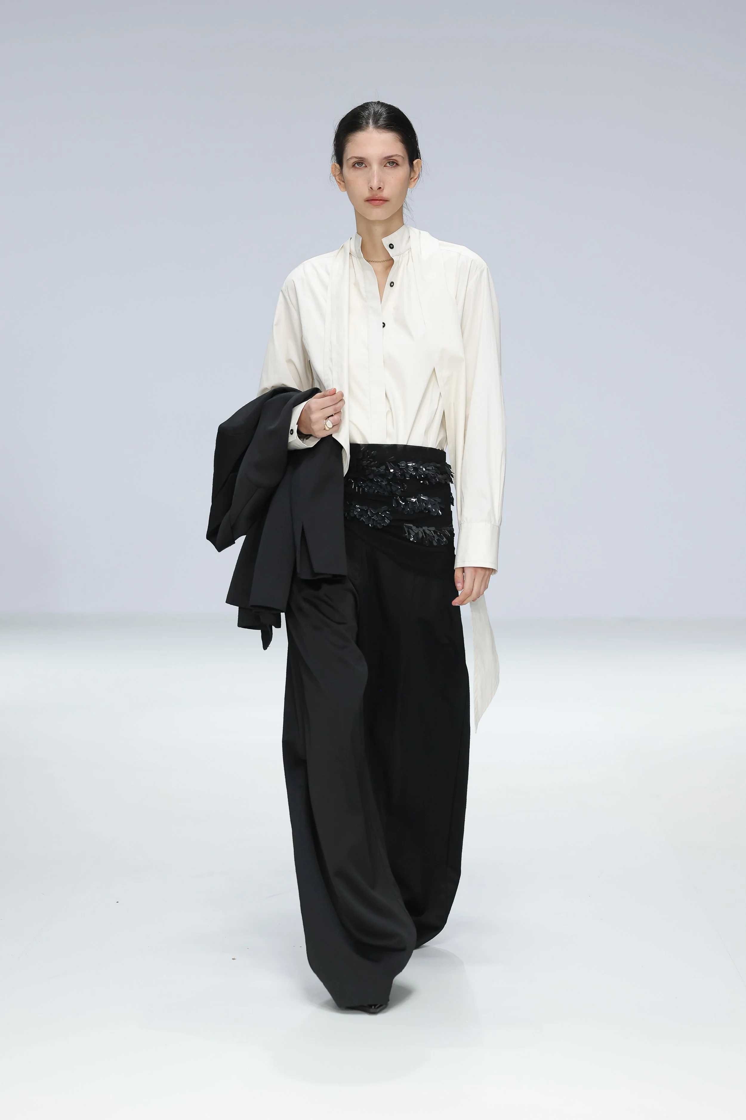 LOOK 14.jpg
