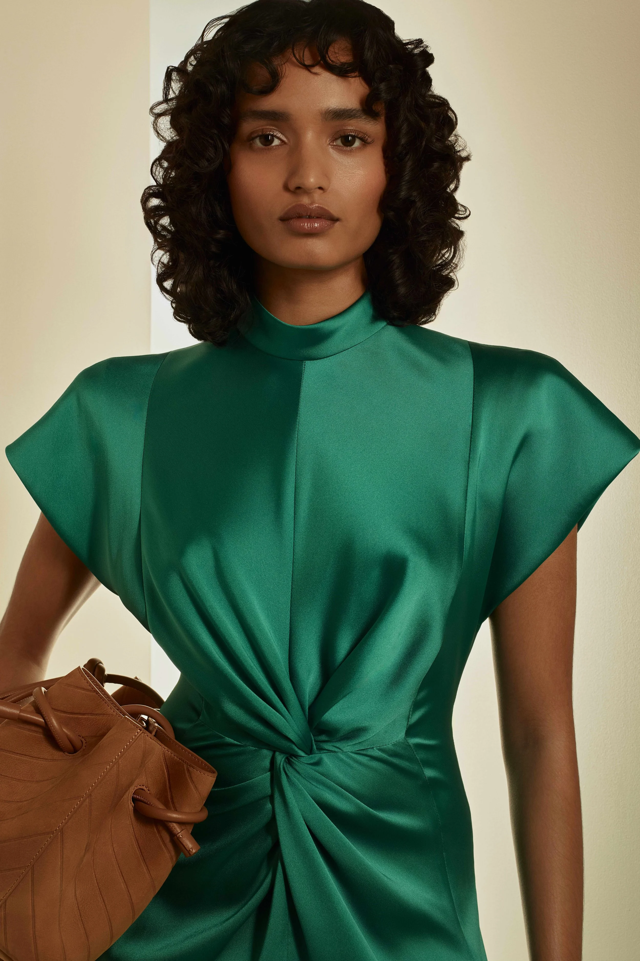 H6245476U-TURBAN-GOWN-EMERALD-SCANLANTHEODORE-2.jpeg