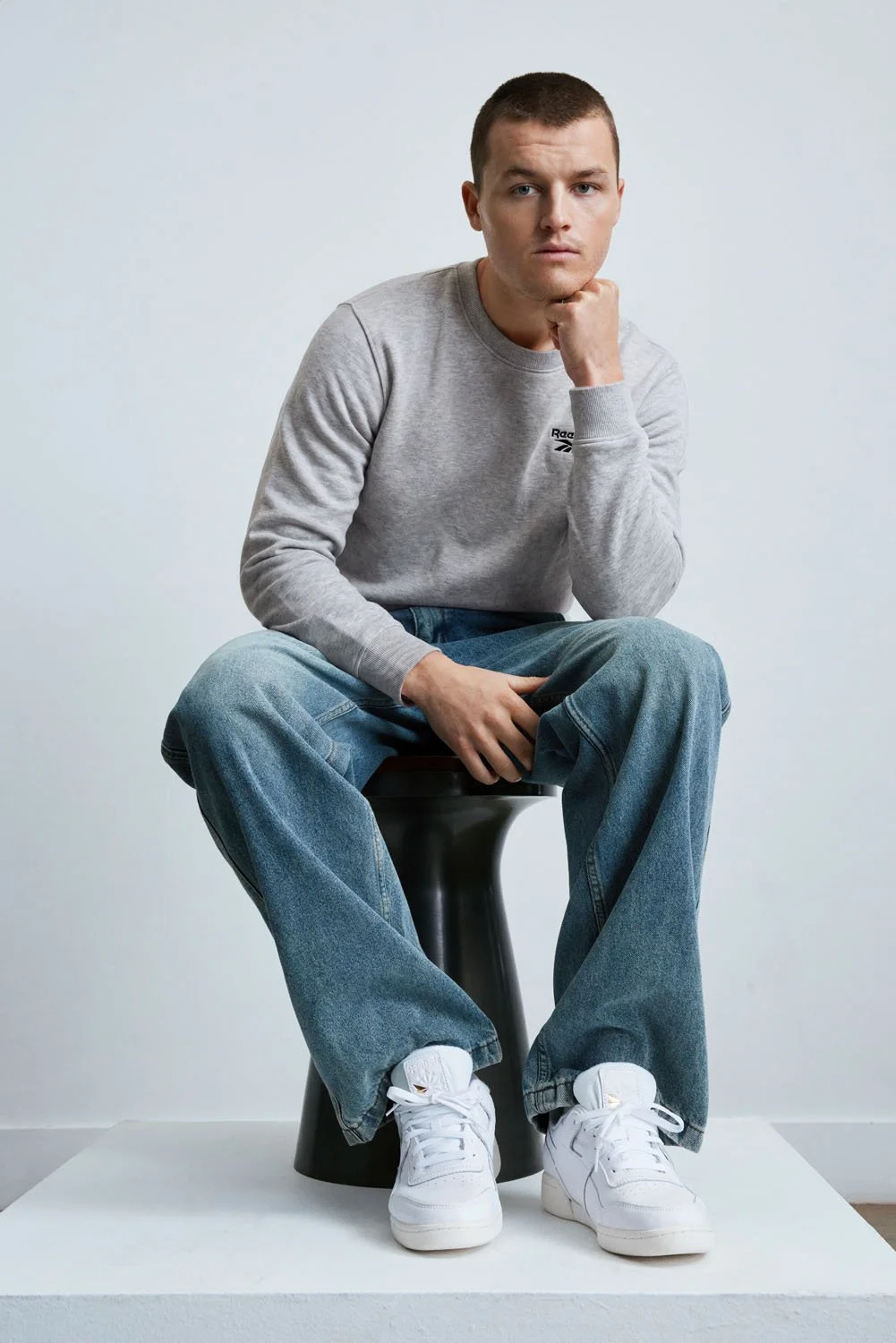 SH01_Garment_Gold_Mens_0247_Grey.jpg