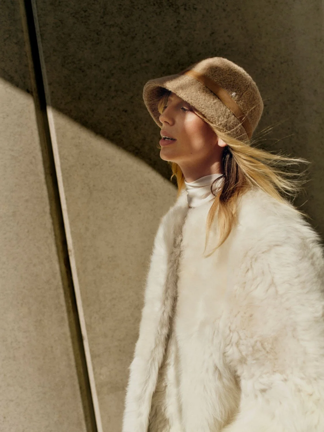 HELEN KAMINSKI AW26 GLOBAL CAMPAIGN - AURORA.jpg