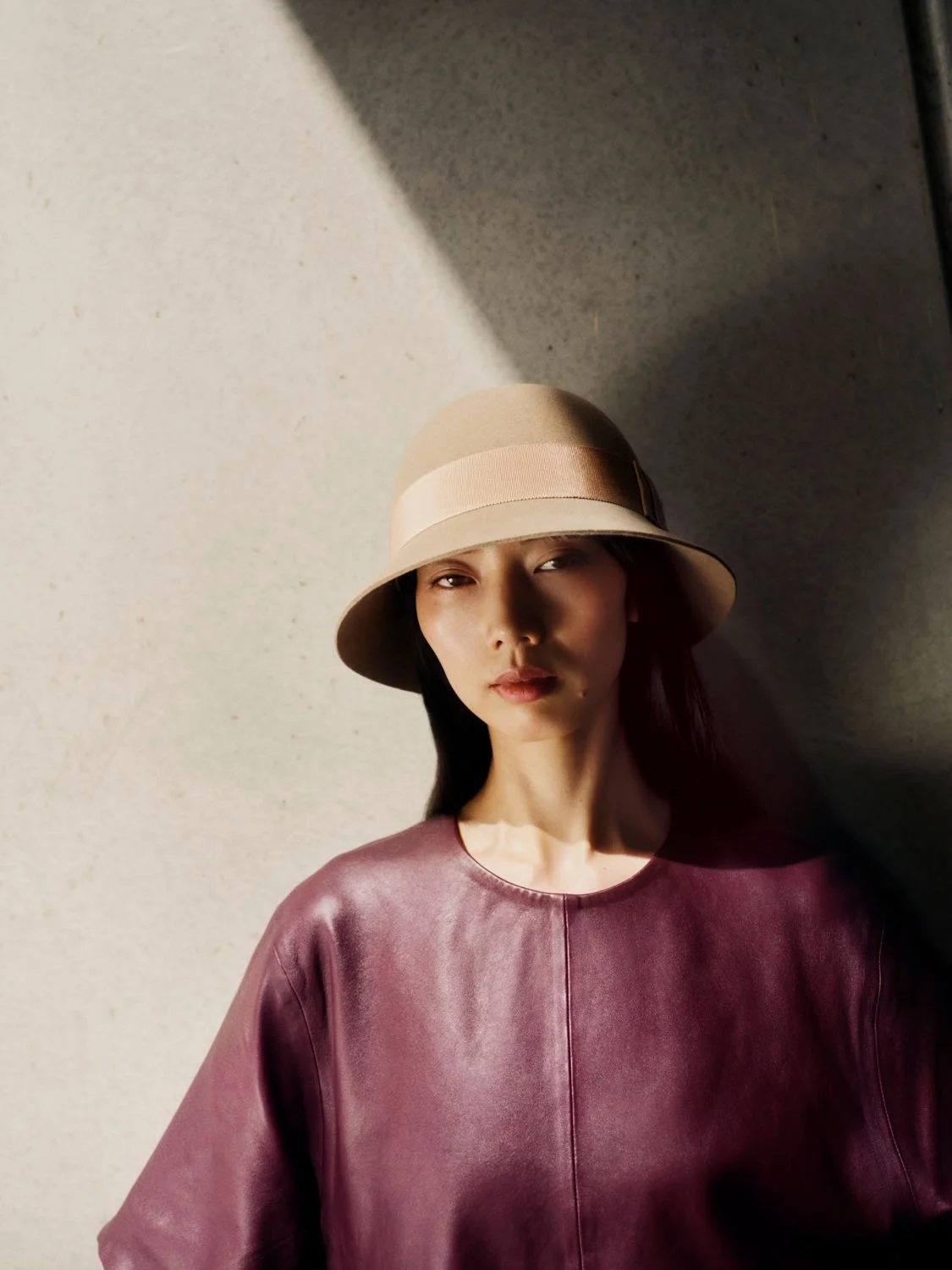 HELEN KAMINSKI AW26 GLOBAL CAMPAIGN - EVE WOOL CLOCHE.jpg