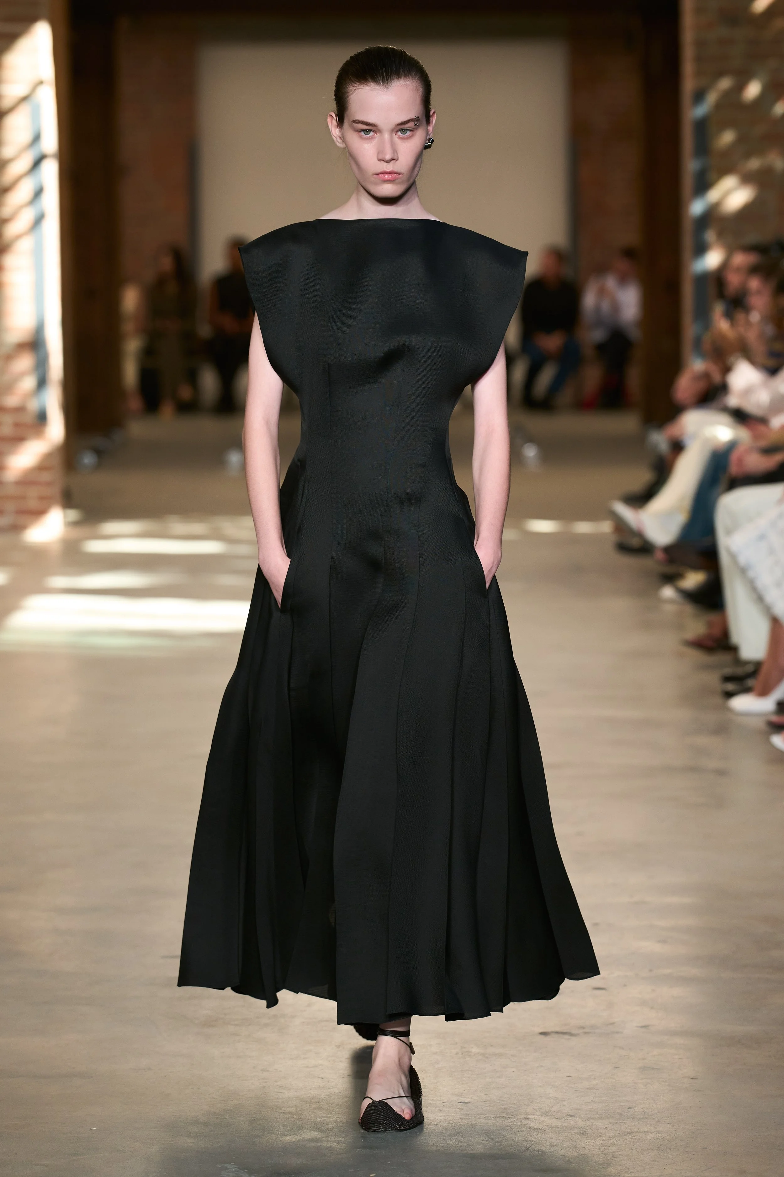 CKSS27_FULL BODY_GORUNWAY_43.jpg