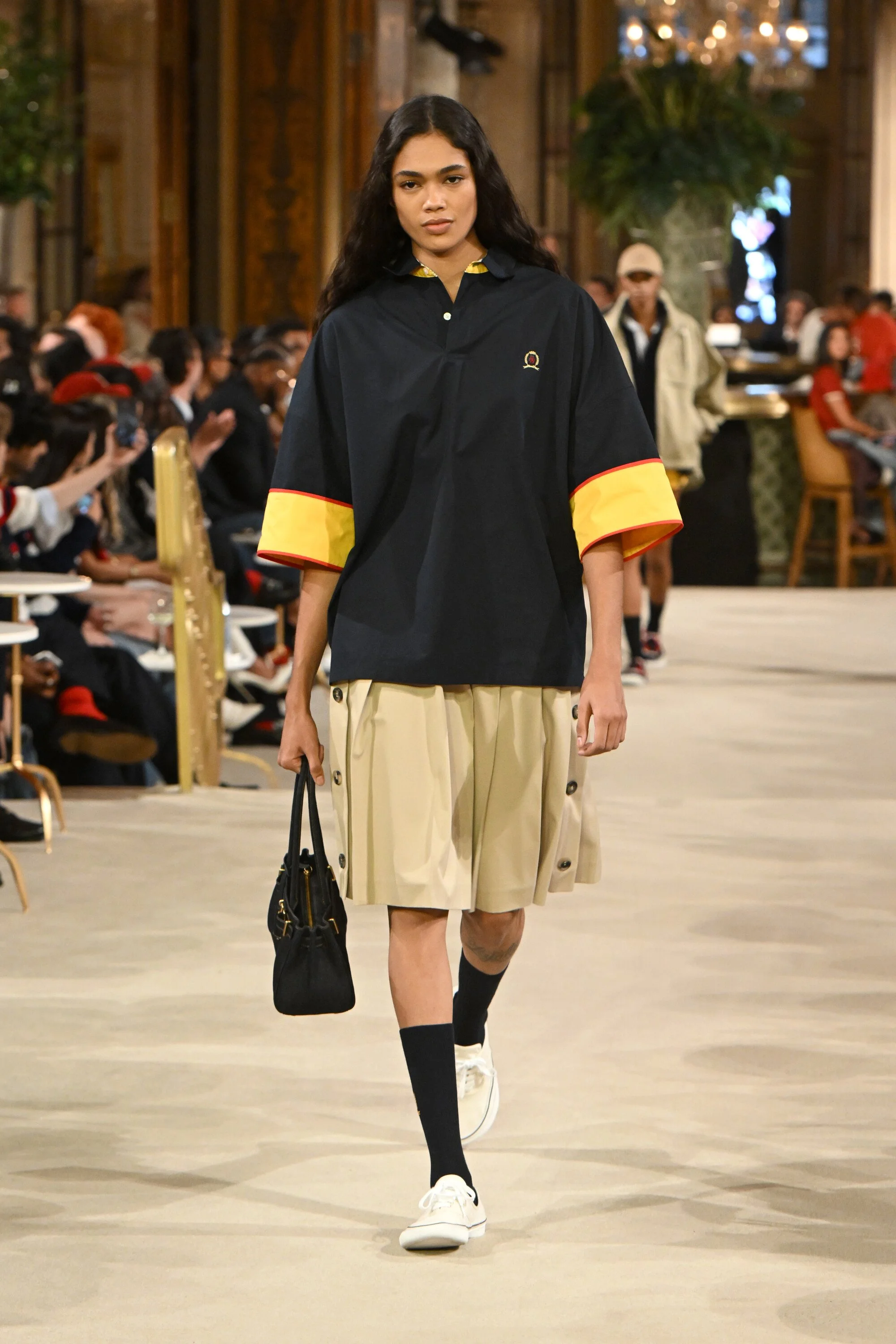 Look_002.jpg