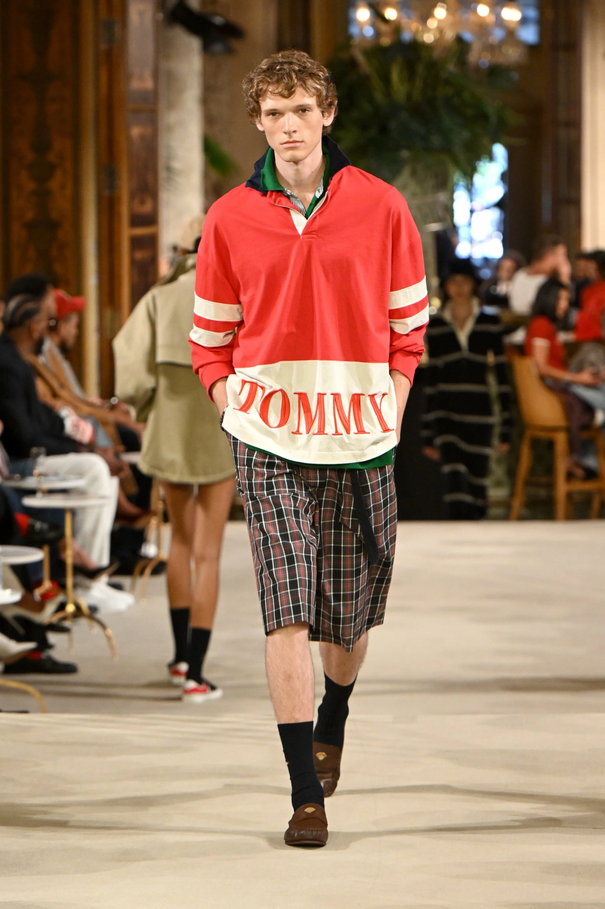 Look_011.jpg