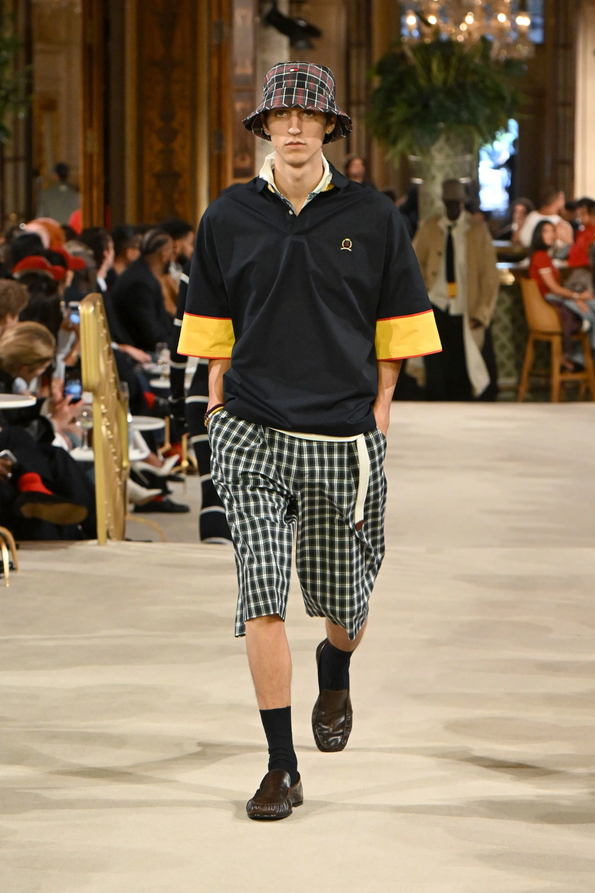 Look_020.jpg