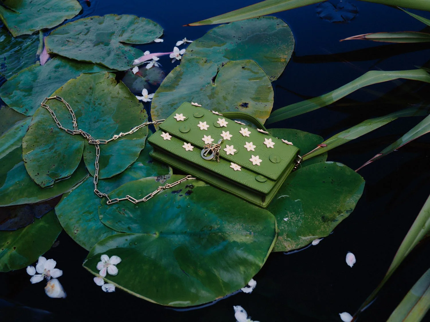 A Dior Garden Is in Full Bloom