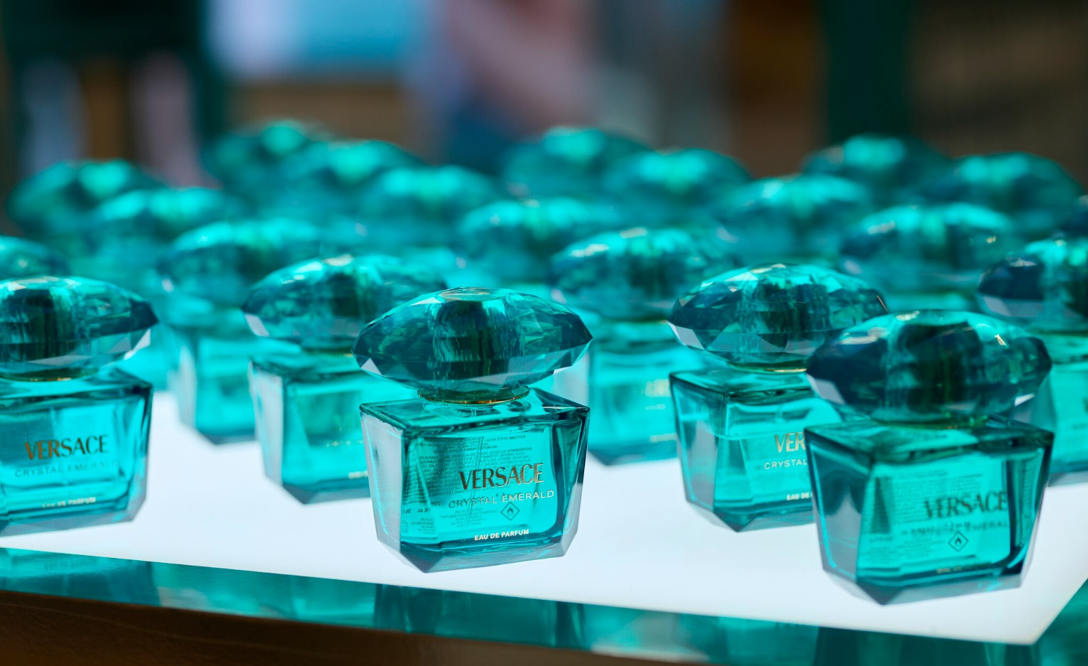 Versace Paints Sydney Emerald with the Launch of Crystal Emerald
