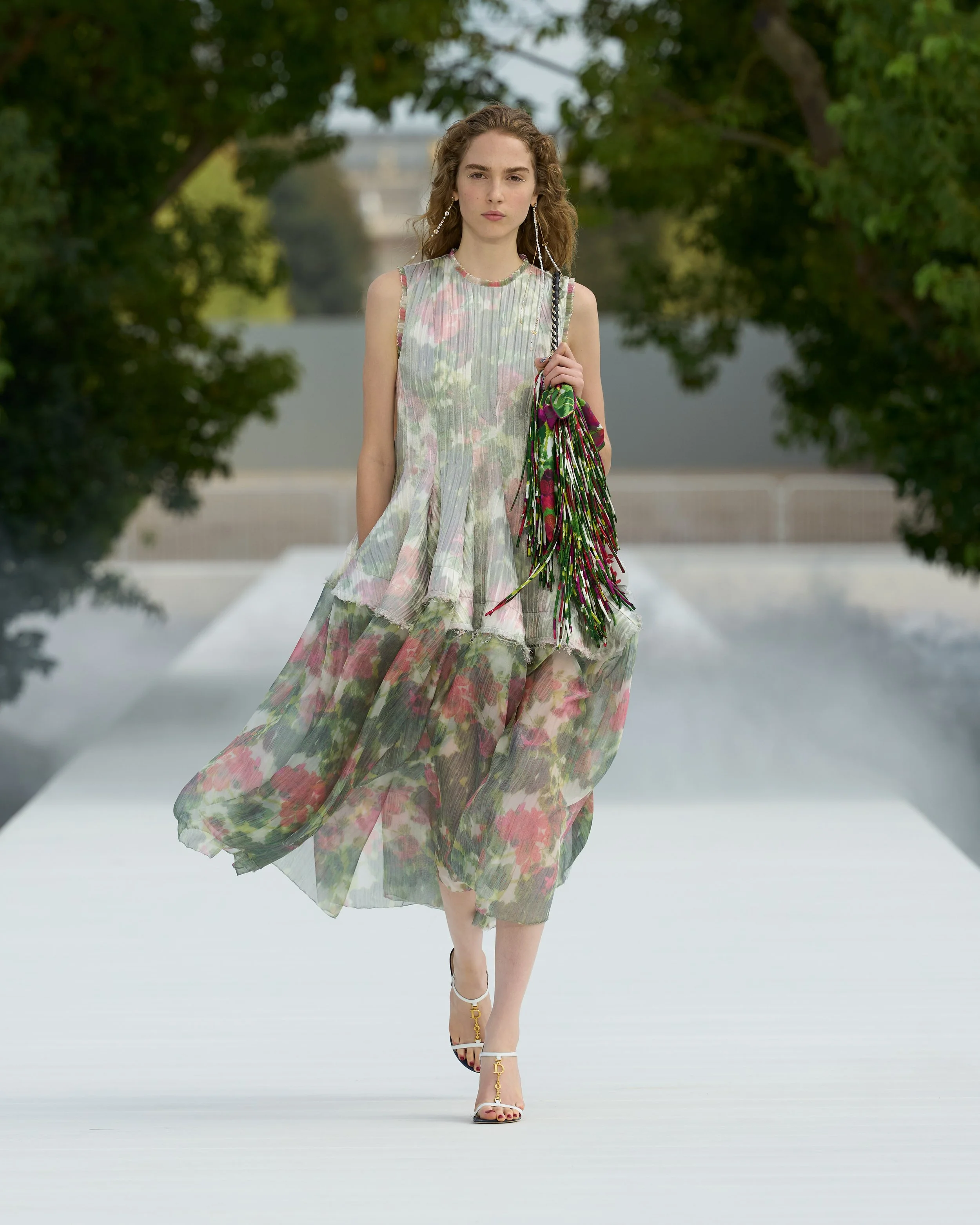 24_Mode_Femme_Spring_Summer_2027_Look_24.jpg